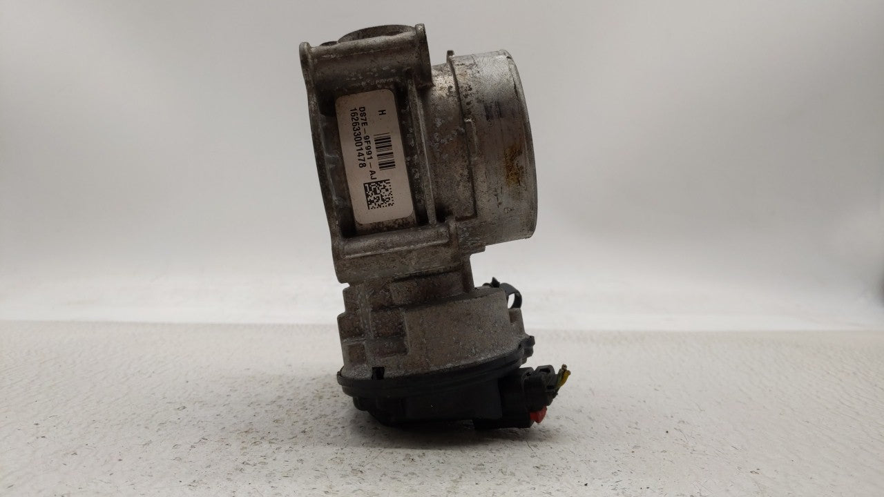 2013-2019 Ford Fusion Throttle Body P/N:DS7E-9F991-AK DS7E-9F991-AD Fits Fits 2013 2014 2015 2016 2017 2018 2019 2020 OEM Us