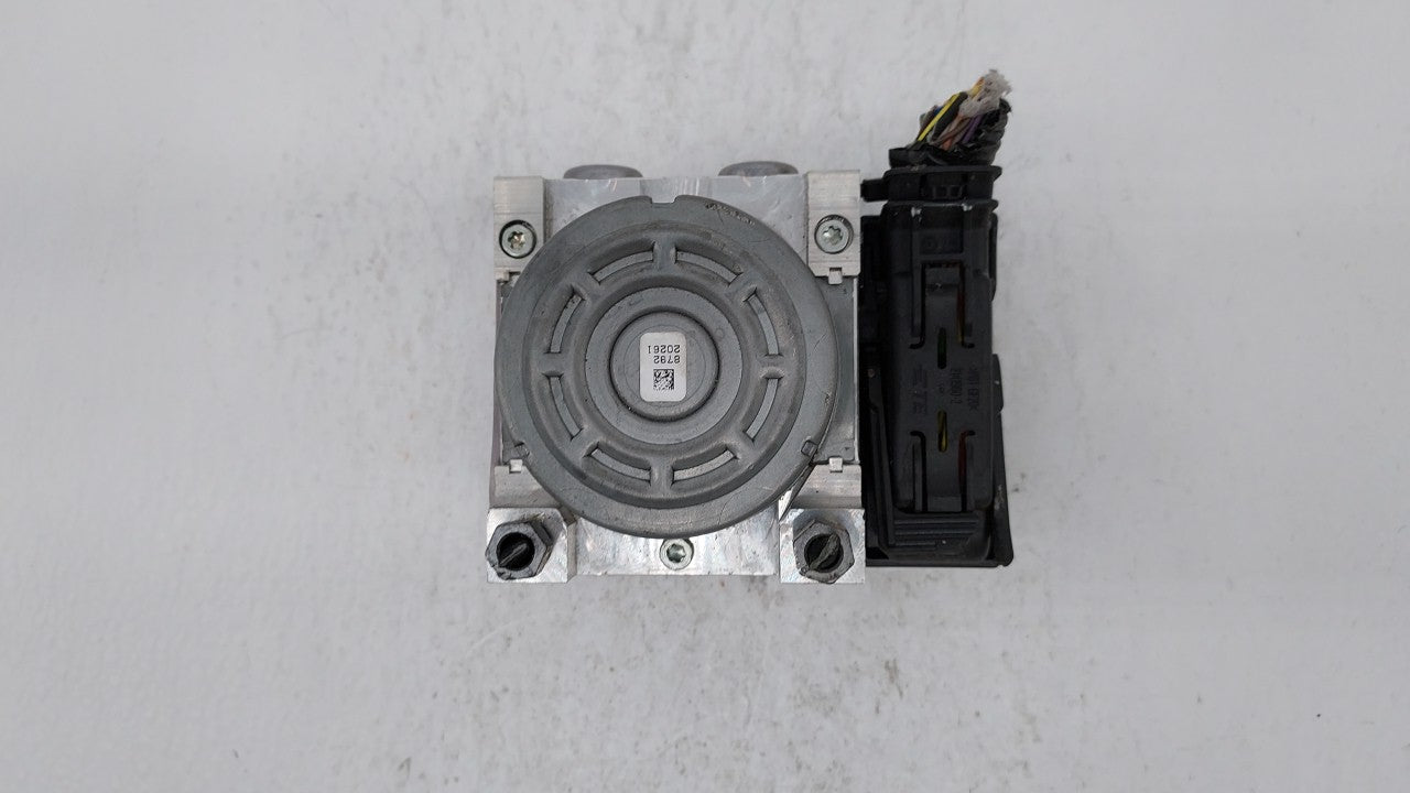 2017-2018 Ford Fusion ABS Pump Control Module Replacement P/N:HG9C-2B373-BG HG9C-2C219-LG, HG9C-2B373-BH Fits Fits 2017 2018