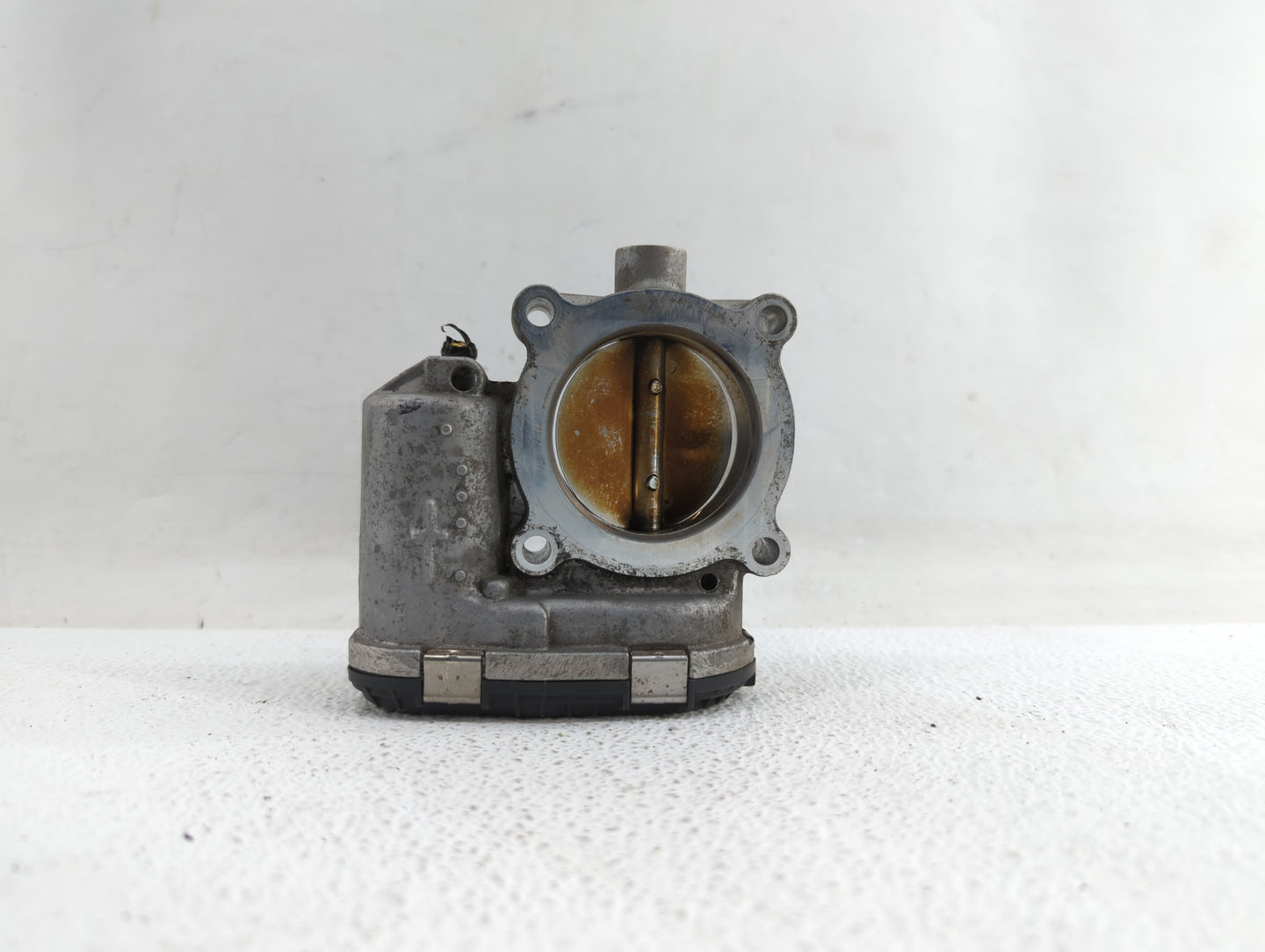 2014-2019 Ford Fusion Throttle Body P/N:DS7E-9F991-BB Fits Fits 2014 2015 2016 2017 2018 2019 OEM Used Auto Parts - Oemuseda