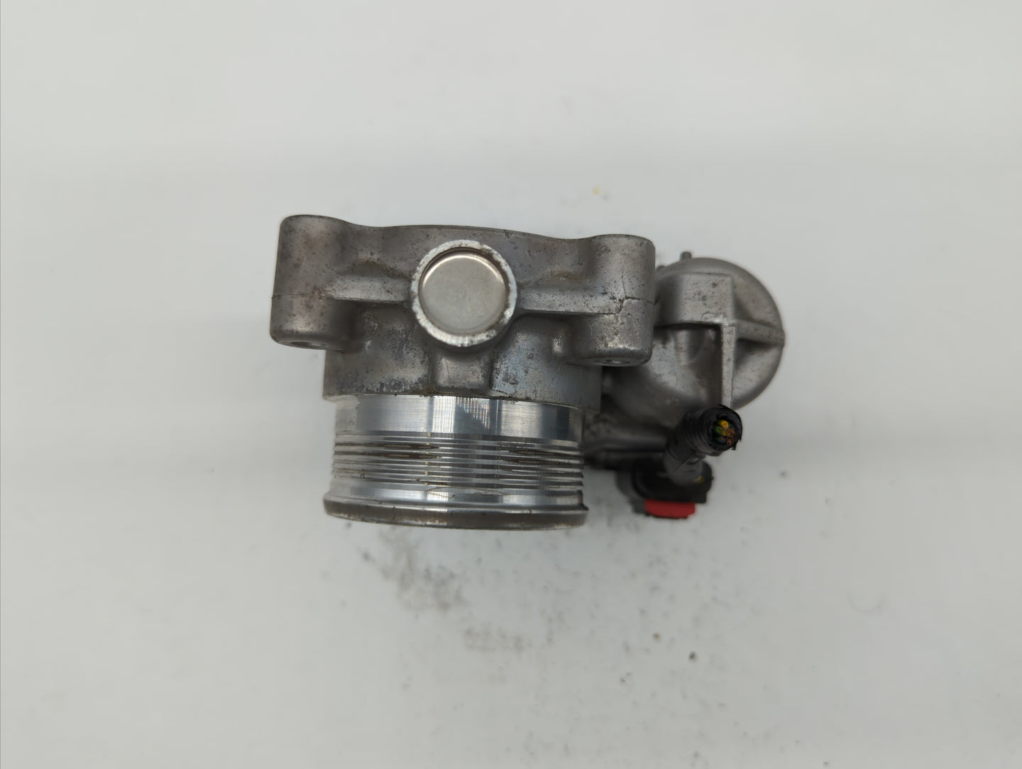 2014-2019 Ford Fusion Throttle Body P/N:DS7E-9F991-BB Fits Fits 2014 2015 2016 2017 2018 2019 OEM Used Auto Parts - Oemuseda