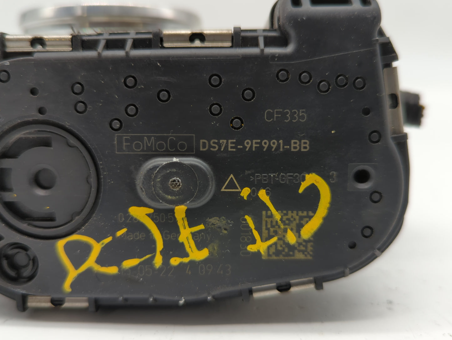 2014-2019 Ford Fusion Throttle Body P/N:DS7E-9F991-BB Fits Fits 2014 2015 2016 2017 2018 2019 OEM Used Auto Parts - Oemuseda