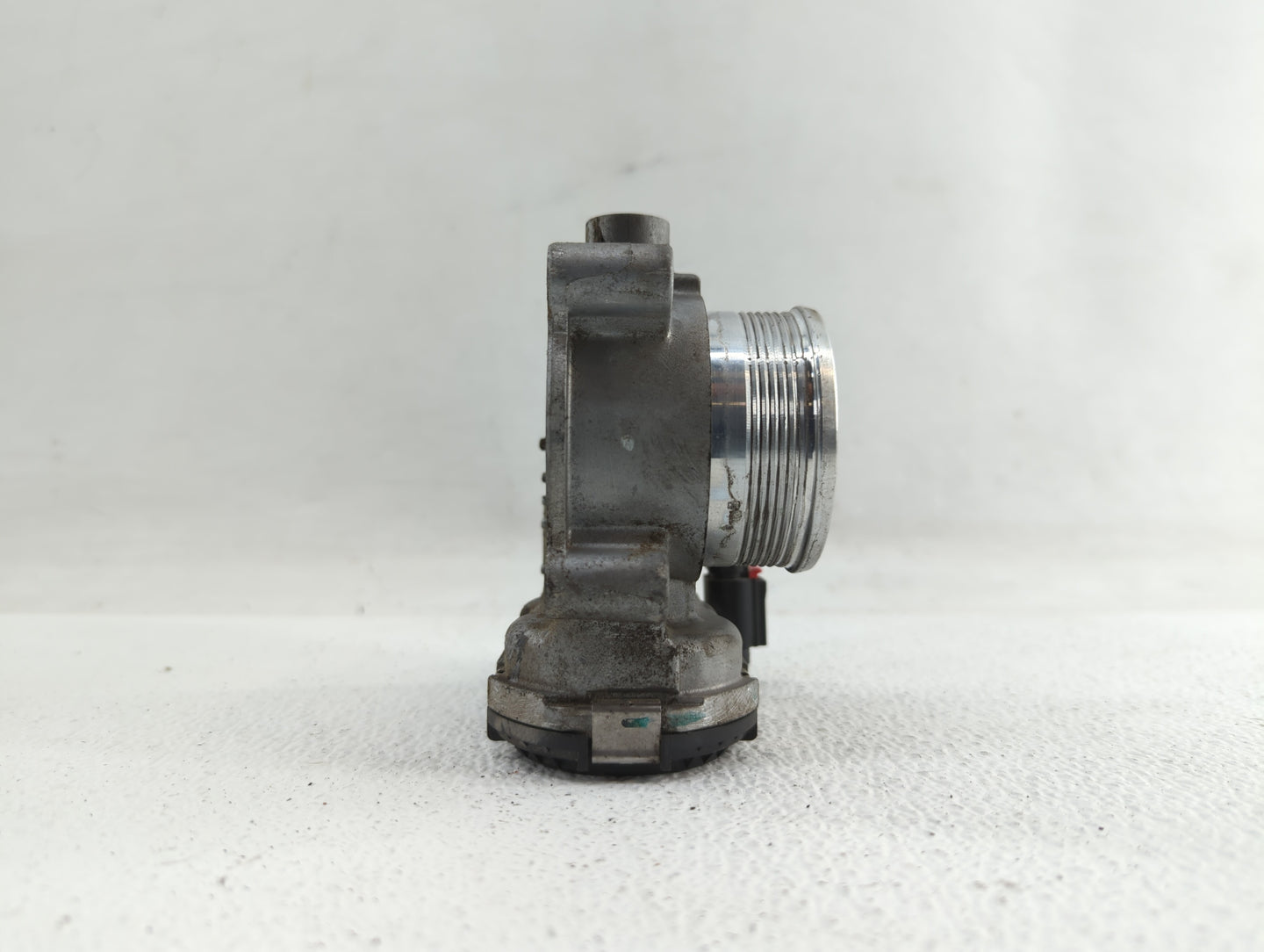 2014-2019 Ford Fusion Throttle Body P/N:DS7E-9F991-BB Fits Fits 2014 2015 2016 2017 2018 2019 OEM Used Auto Parts - Oemuseda