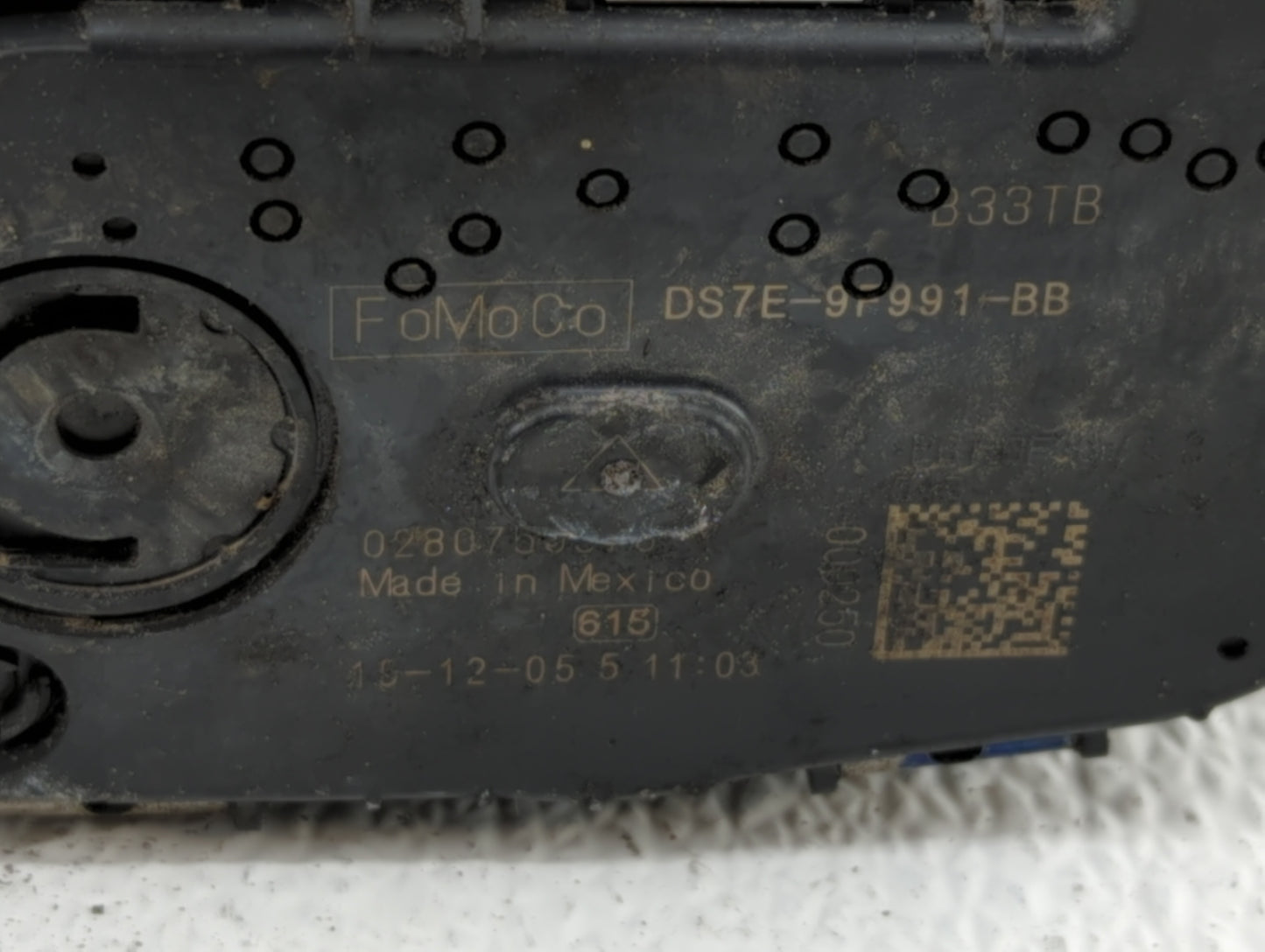 2014-2019 Ford Fusion Throttle Body P/N:DS7E-9F991-BB Fits Fits 2014 2015 2016 2017 2018 2019 OEM Used Auto Parts - Oemuseda