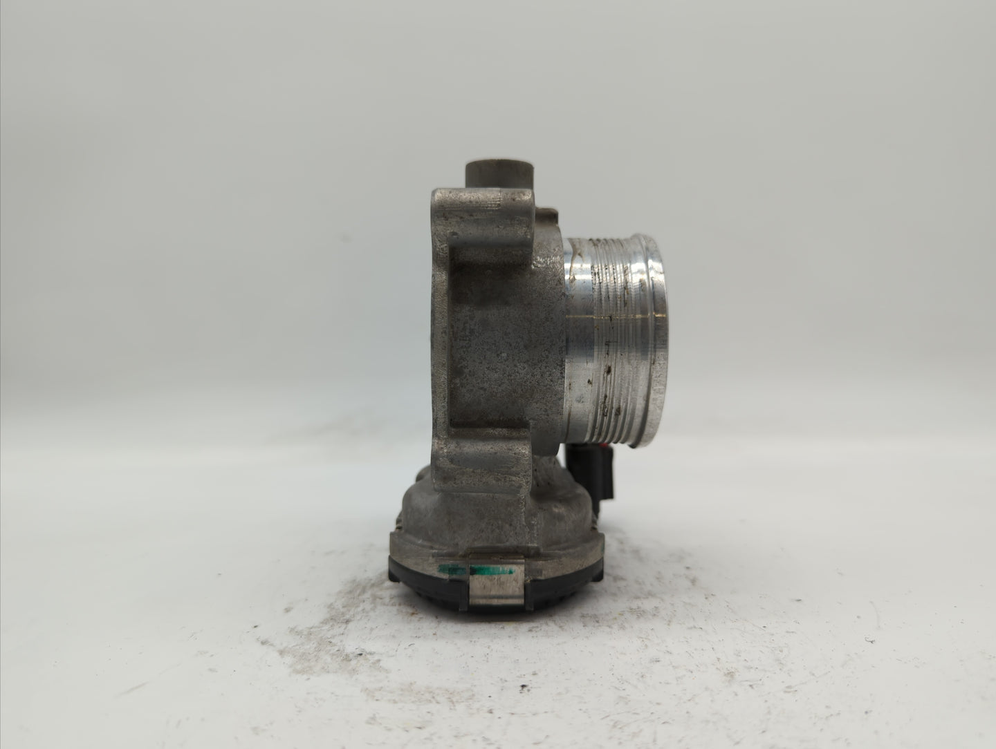 2014-2019 Ford Fusion Throttle Body P/N:DS7E-9F991-BB Fits Fits 2014 2015 2016 2017 2018 2019 OEM Used Auto Parts - Oemuseda