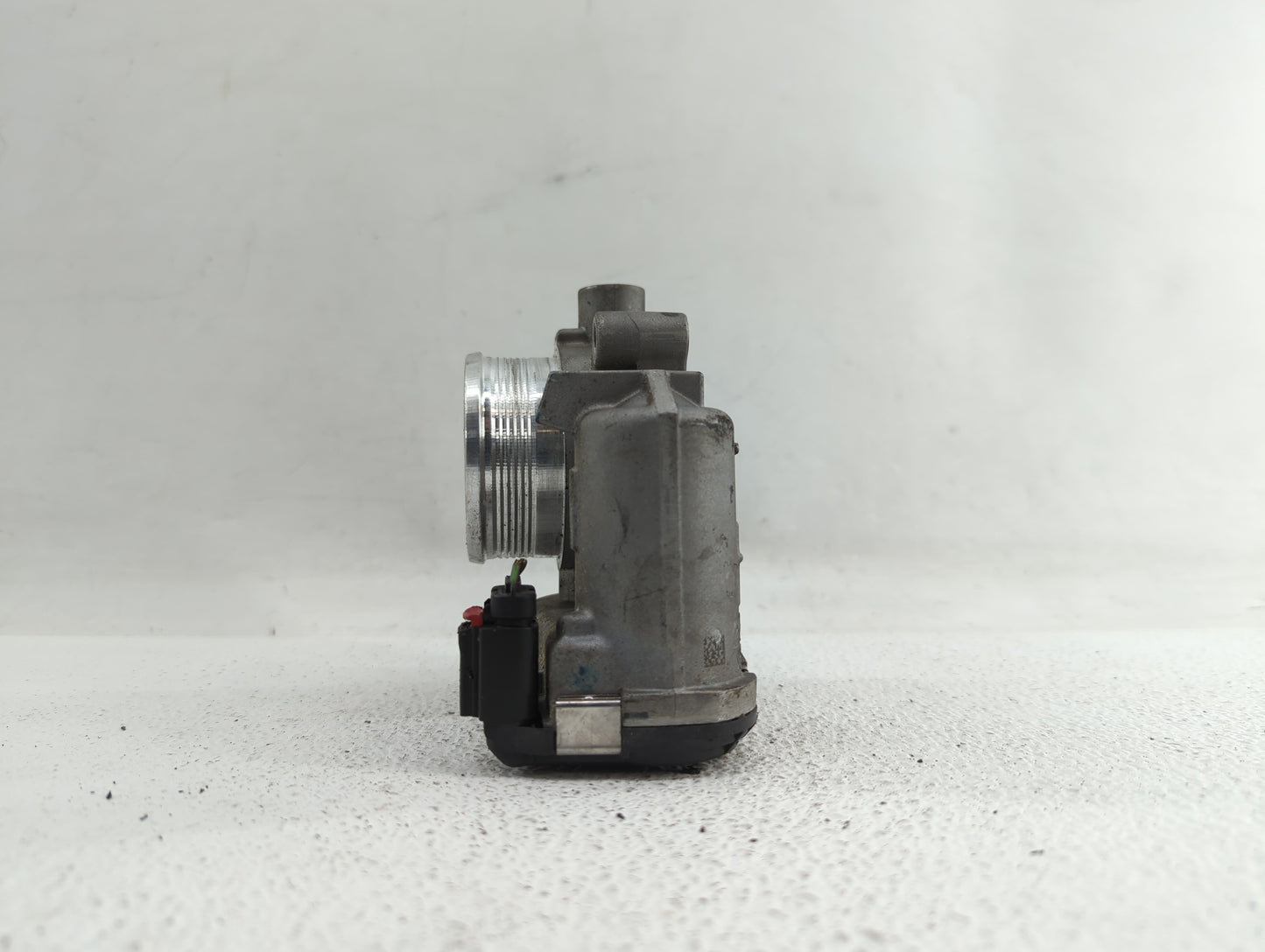 2014-2019 Ford Fusion Throttle Body P/N:DS7E-9F991-BB Fits Fits 2014 2015 2016 2017 2018 2019 OEM Used Auto Parts - Oemuseda