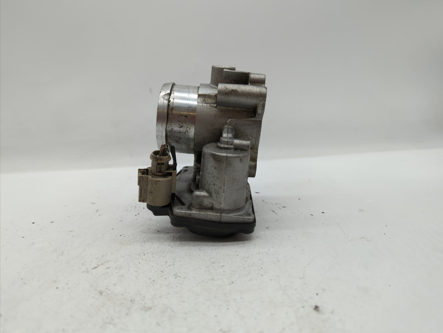 2014-2019 Ford Fusion Throttle Body P/N:DS7G-9F991-BB DS7G-9E991-BB, DS7G-9F991-CA Fits Fits 2014 2015 2016 2017 2018 2019 O