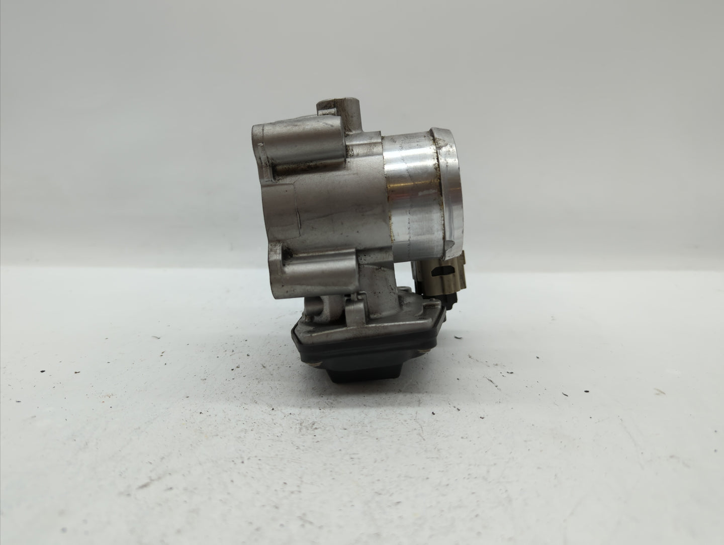 2014-2019 Ford Fusion Throttle Body P/N:DS7G-9F991-BB DS7G-9E991-BB, DS7G-9F991-CA Fits Fits 2014 2015 2016 2017 2018 2019 O