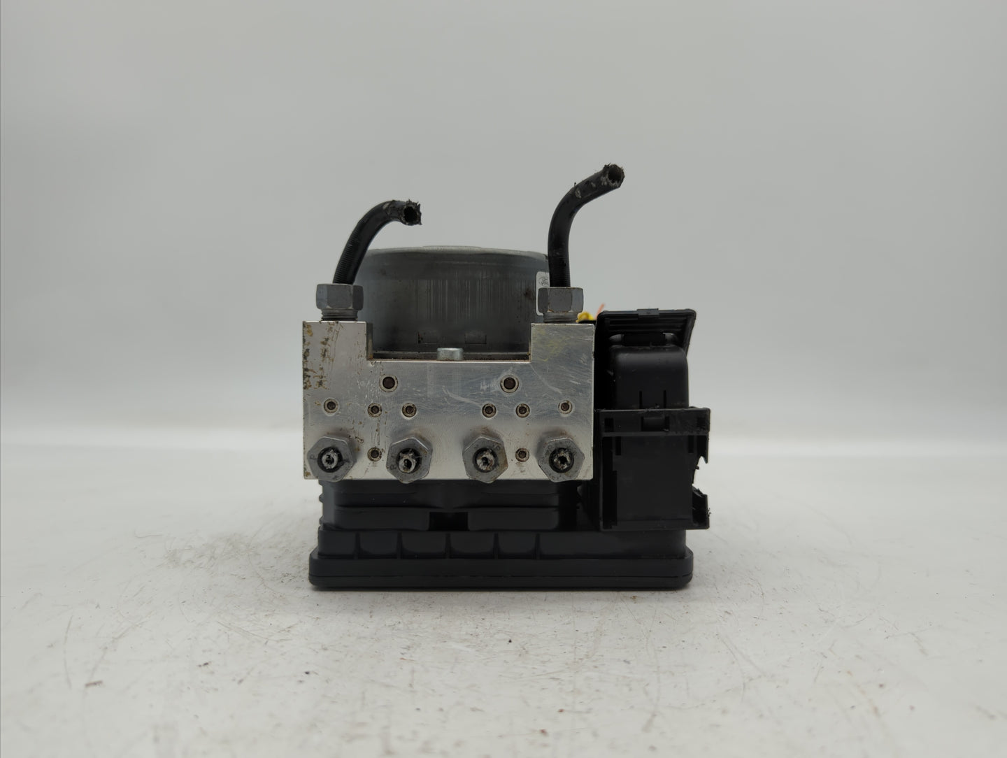 2017-2018 Ford Fusion ABS Pump Control Module Replacement P/N:HG9C-2B373-AH HG9C-2B373-CF, HG9C-2C219-MF Fits Fits 2017 2018