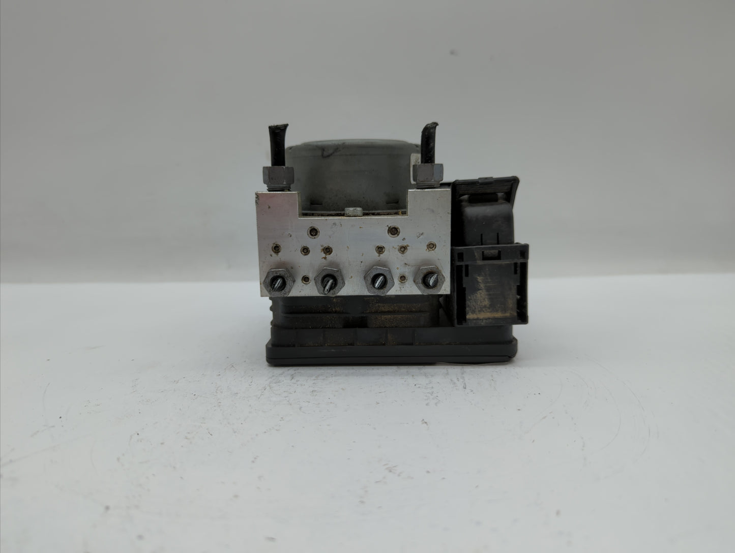 2017-2018 Ford Fusion ABS Pump Control Module Replacement P/N:HG9C-2B373-AH HG9C-2B373-CF, HG9C-2C219-MF Fits Fits 2017 2018