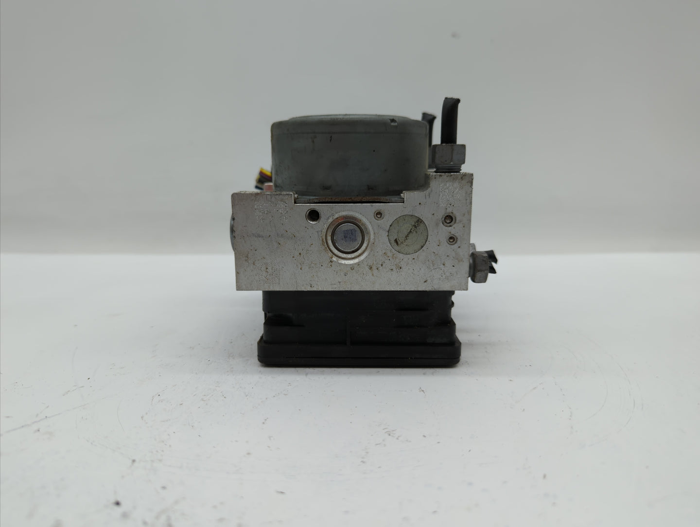 2017-2018 Ford Fusion ABS Pump Control Module Replacement P/N:HG9C-2B373-AH HG9C-2B373-CF, HG9C-2C219-MF Fits Fits 2017 2018