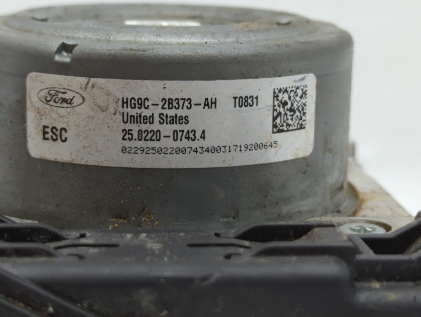 2017-2018 Ford Fusion ABS Pump Control Module Replacement P/N:HG9C-2B373-AH HG9C-2B373-CF, HG9C-2C219-MF Fits Fits 2017 2018
