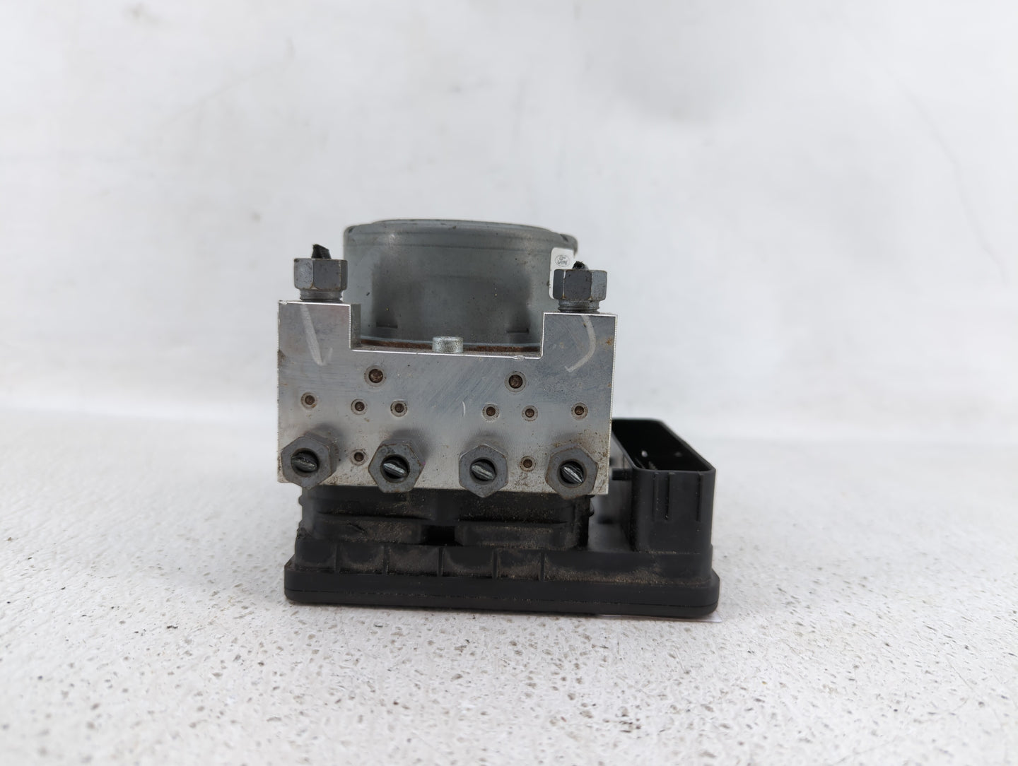 2017-2018 Ford Fusion ABS Pump Control Module Replacement P/N:HG9C-2B373-BG HG9C-2C219-LG, HG9C-2B373-BH Fits Fits 2017 2018