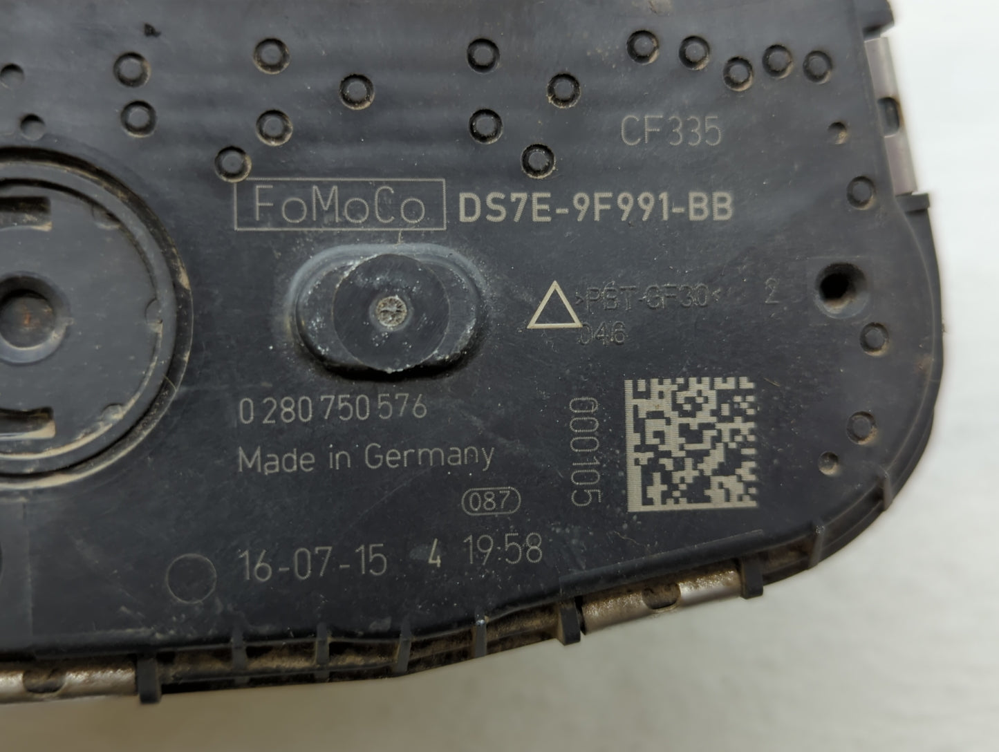 2014-2019 Ford Fusion Throttle Body P/N:0 280 750 566 DS7E-9F991-BB Fits Fits 2014 2015 2016 2017 2018 2019 OEM Used Auto Pa