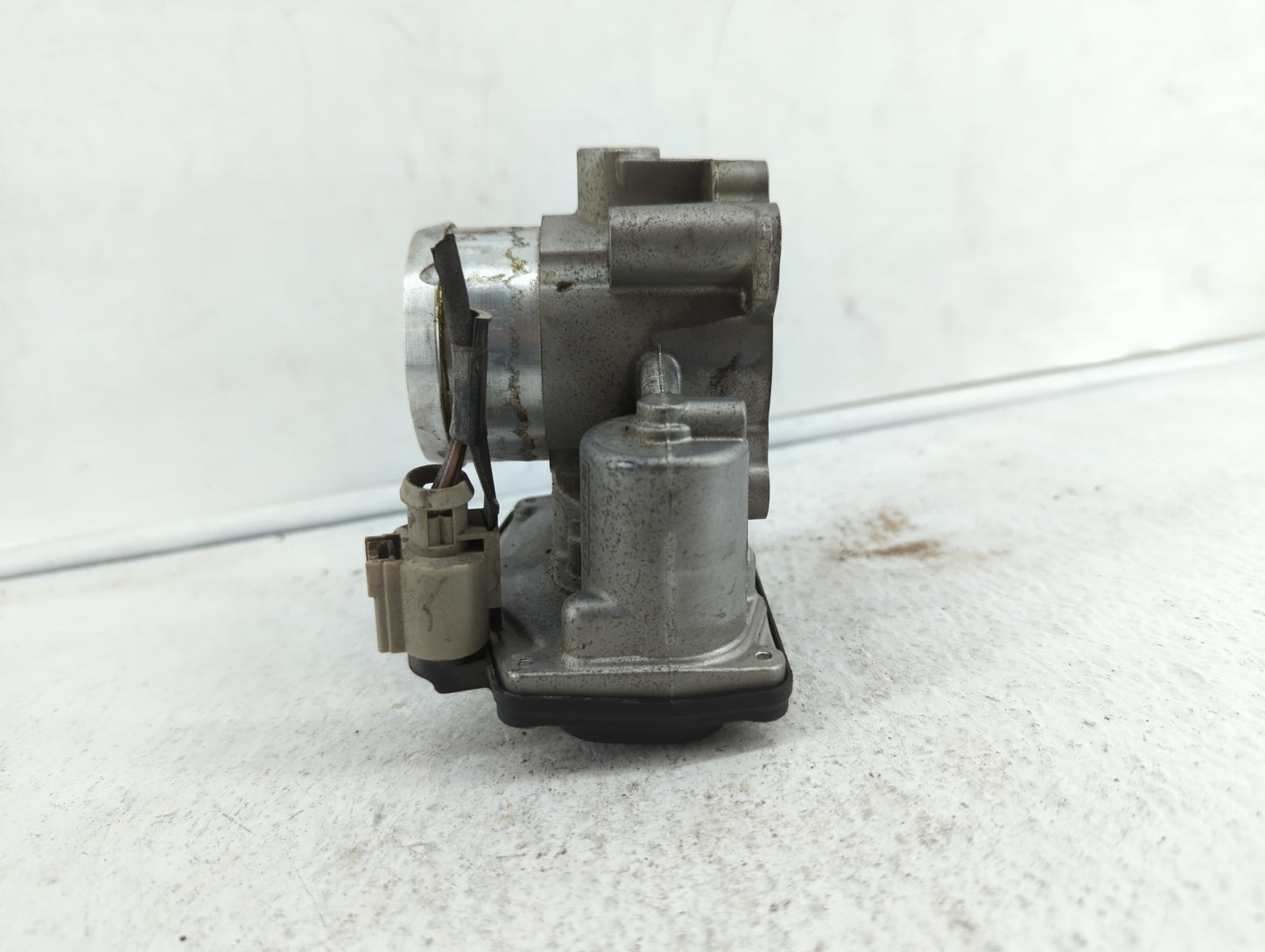 2014-2019 Ford Fusion Throttle Body P/N:50989011 DS7G-9F991-BB, DS7G-9E991-BB Fits Fits 2014 2015 2016 2017 2018 2019 OEM Us