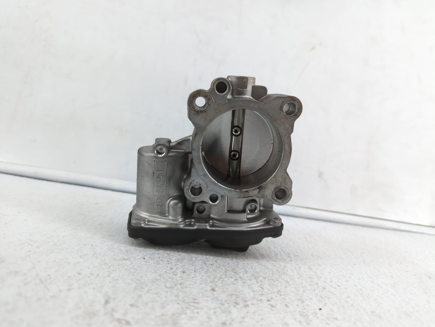 2014-2019 Ford Fusion Throttle Body P/N:50989011 DS7G-9F991-BB, DS7G-9E991-BB Fits Fits 2014 2015 2016 2017 2018 2019 OEM Us