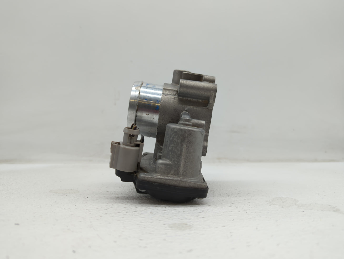 2014-2019 Ford Fusion Throttle Body P/N:50989011 DS7G-9F991-BB, DS7G-9E991-BB Fits Fits 2014 2015 2016 2017 2018 2019 OEM Us