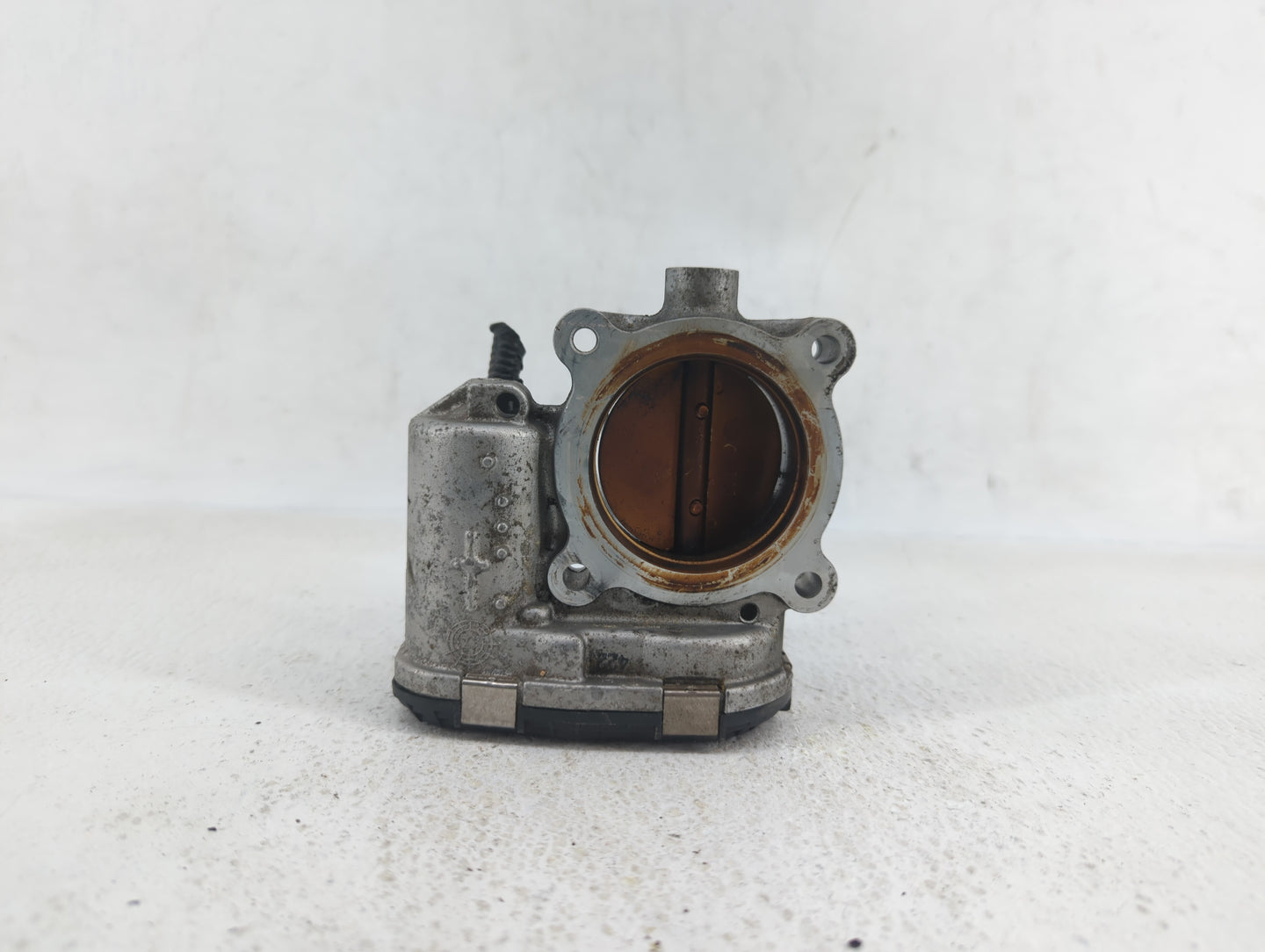 2014-2019 Ford Fusion Throttle Body P/N:0 280 750 566 DS7E-9F991-BB Fits Fits 2014 2015 2016 2017 2018 2019 OEM Used Auto Pa