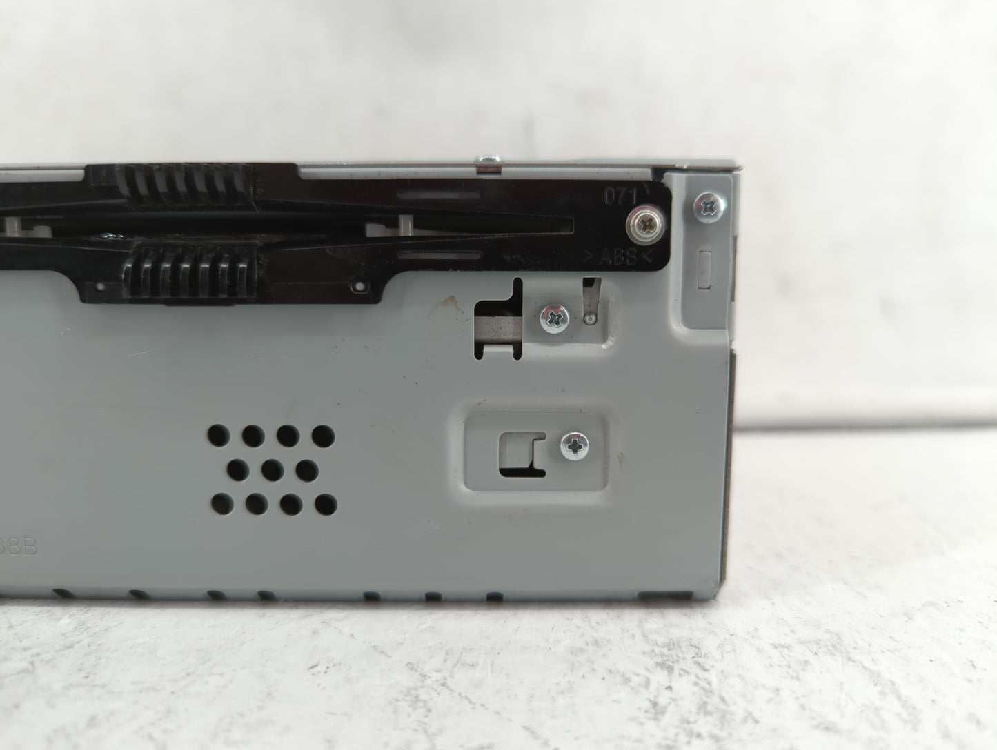 2017-2019 Ford Fusion Am Fm Cd Player Radio Receiver - Oemusedautoparts1.com