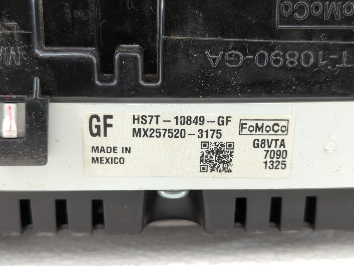 2017 Ford Fusion Instrument Cluster Speedometer Gauges P/N:HS7T-10849-GF HS7T-10849-GE Miles: Fits OEM Used Auto Parts - Oem
