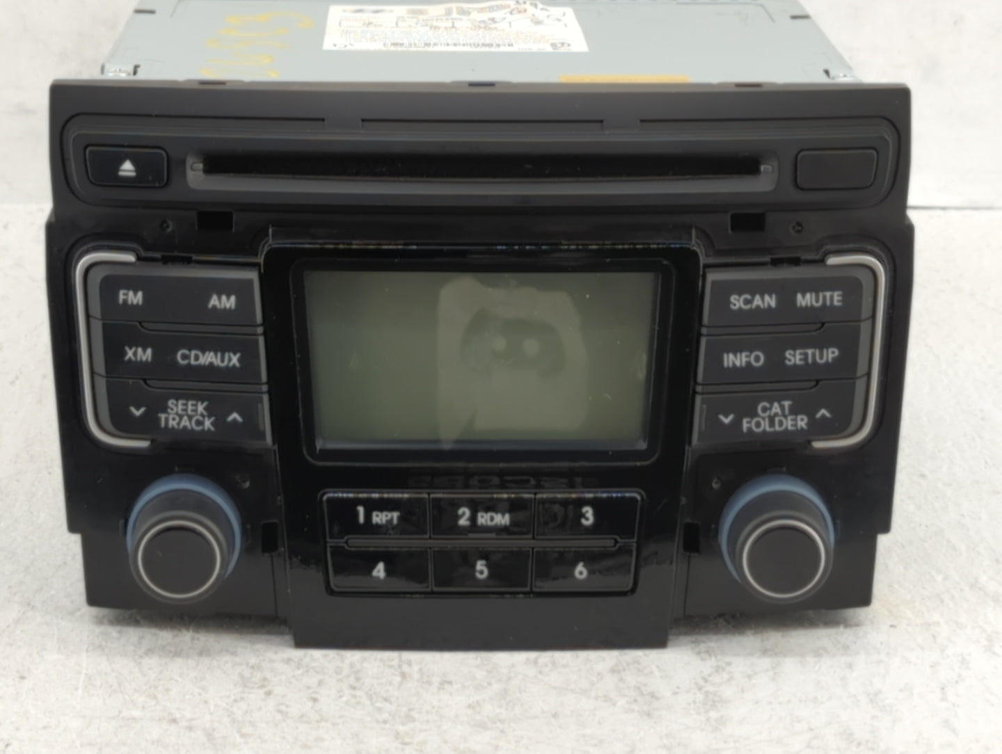 2017-2020 Ford Fusion Am Fm Cd Player Radio Receiver - Oemusedautoparts1.com
