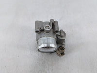 2014-2019 Ford Fusion Throttle Body P/N:DS7G-9F991-BB DS7G-9F991-CA Fits Fits 2014 2015 2016 2017 2018 2019 OEM Used Auto Pa
