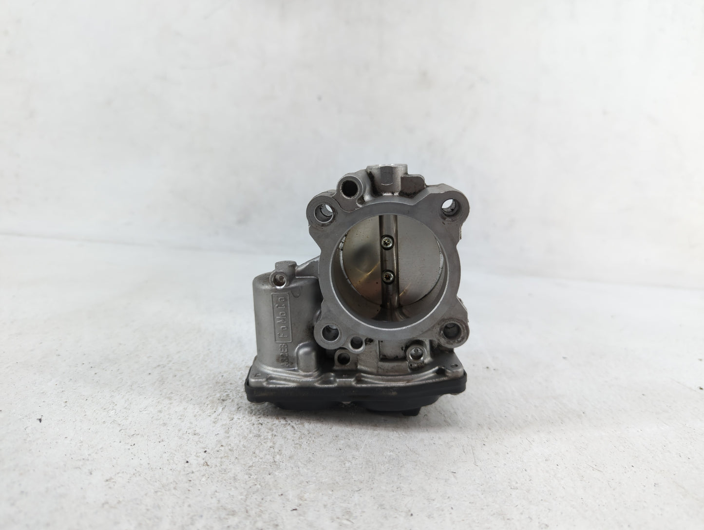 2014-2019 Ford Fusion Throttle Body P/N:DS7G-9F991-BB DS7G-9F991-CA Fits Fits 2014 2015 2016 2017 2018 2019 OEM Used Auto Pa