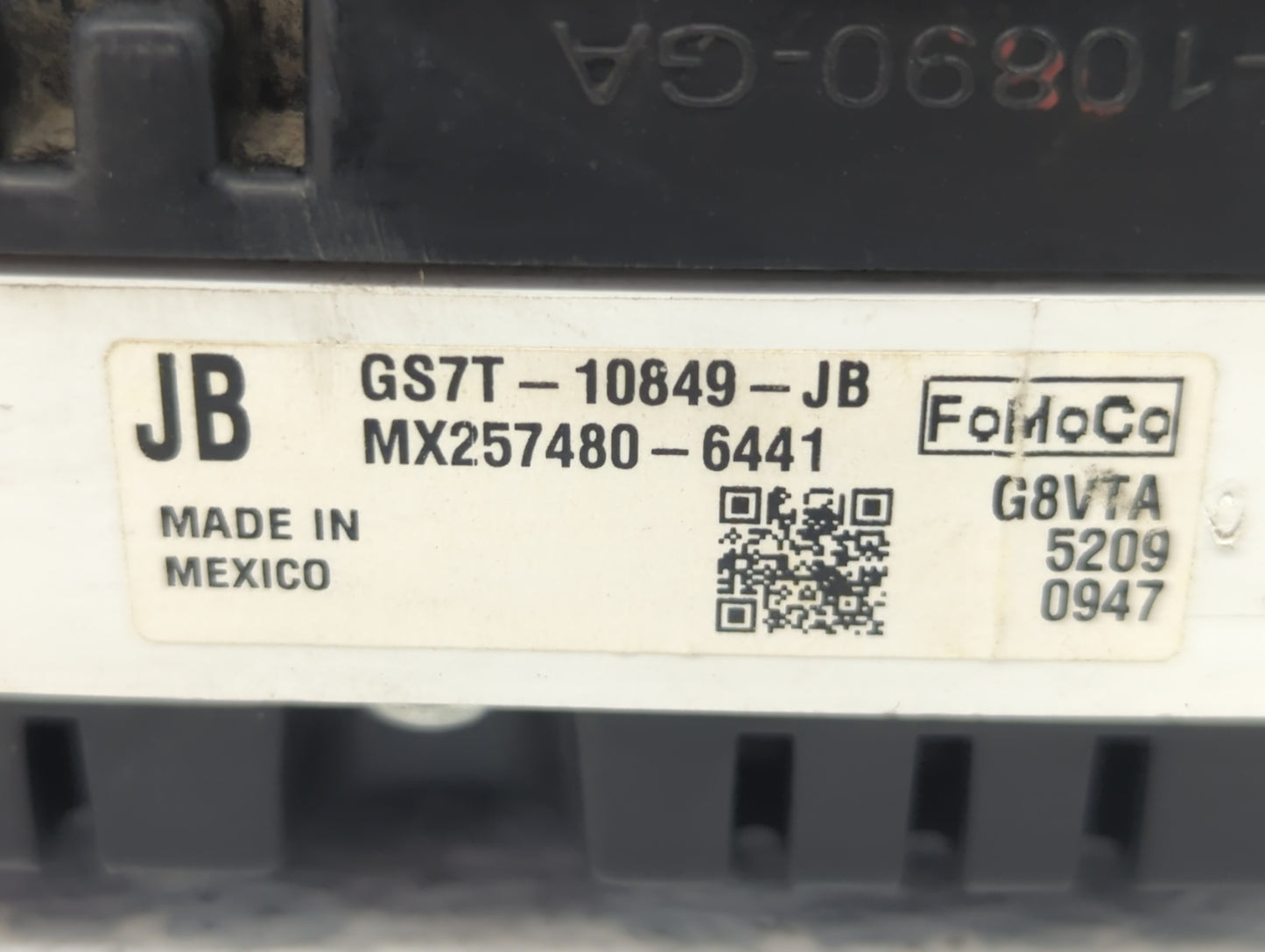 2016 Ford Fusion Instrument Cluster Speedometer Gauges P/N:GS7T-10849-JA GS7T-10849-JC, GS7T-10849-JB Miles: Fits OEM Used A