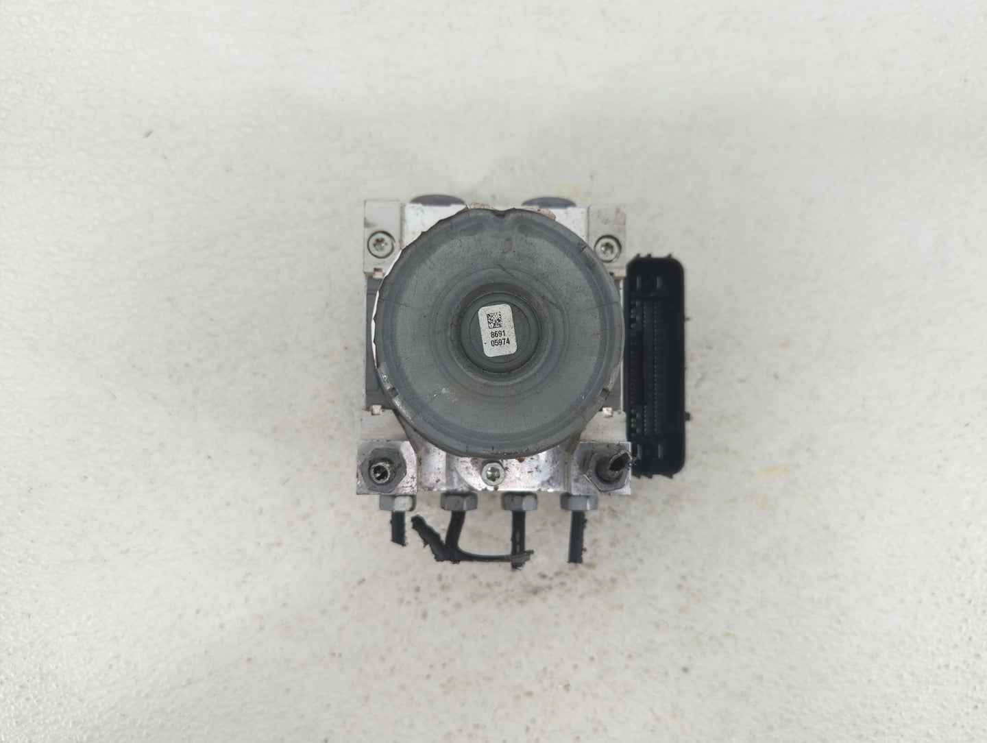 2017-2018 Ford Fusion ABS Pump Control Module Replacement P/N:HG9C-2B373-CH HG9C-2B373-AH, HG9C-2B373-CF Fits Fits 2017 2018