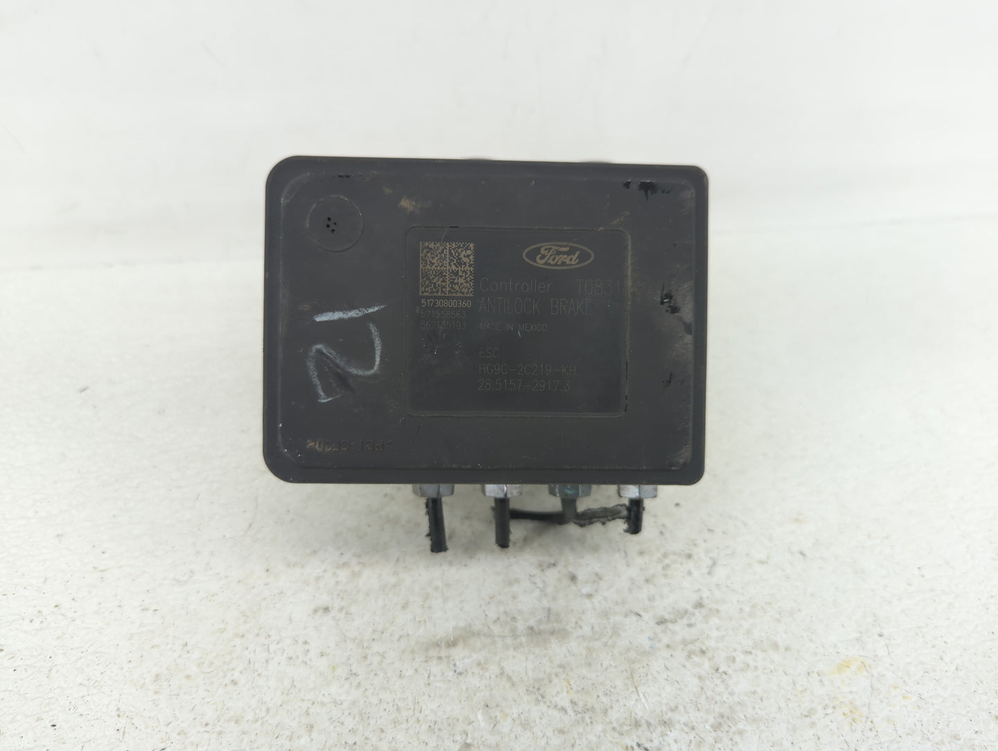 2017-2018 Ford Fusion ABS Pump Control Module Replacement P/N:HG9C-2B373-CH HG9C-2B373-AH, HG9C-2B373-CF Fits Fits 2017 2018