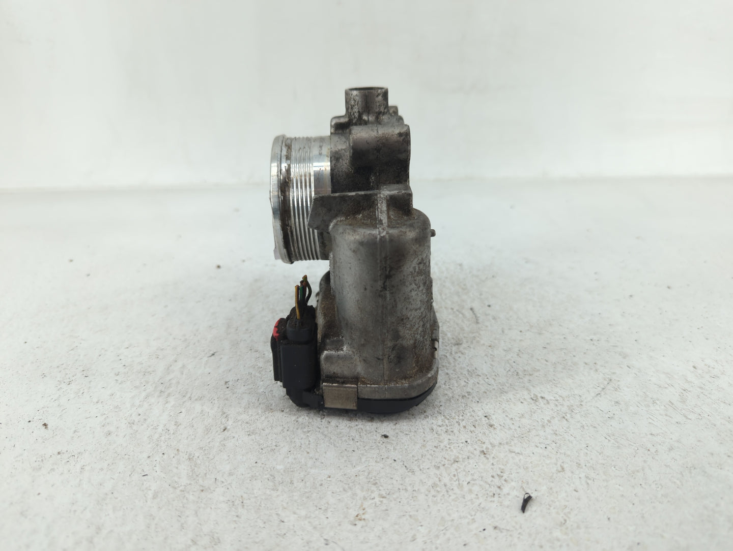 2014-2020 Ford Fusion Throttle Body P/N:DS7E-9F991-BB Fits Fits 2014 2015 2016 2017 2018 2019 2020 2021 2022 OEM Used Auto P