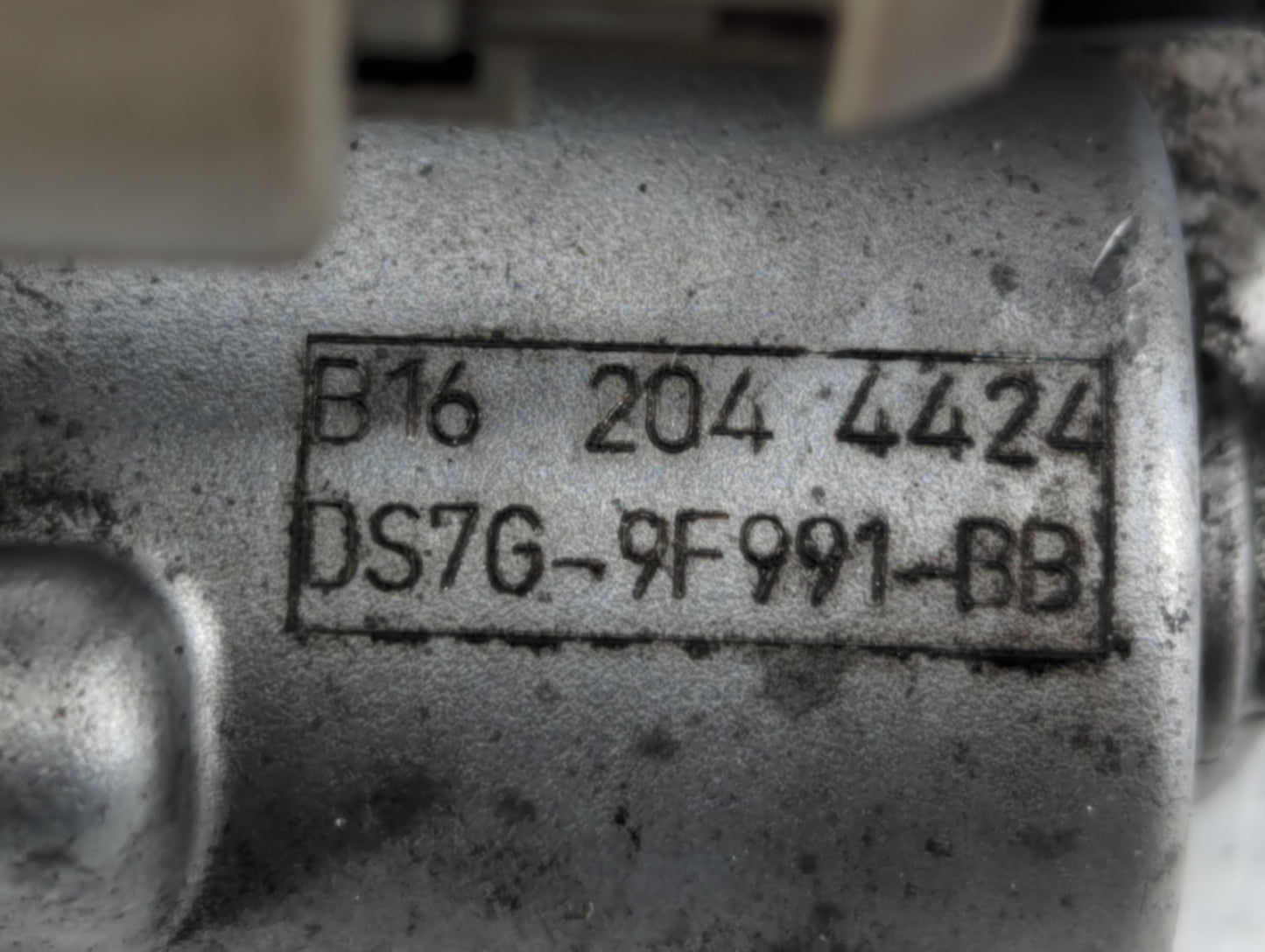 2014-2020 Ford Fusion Throttle Body P/N:DS7G-9F991-BB DS7G-9F991-CA Fits Fits 2014 2015 2016 2017 2018 2019 2020 OEM Used Au