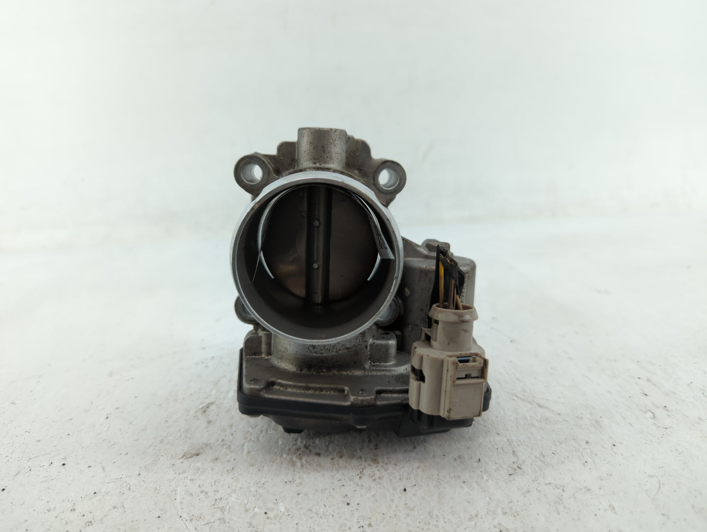 2014-2020 Ford Fusion Throttle Body P/N:DS7G-9F991-BB DS7G-9F991-CA Fits Fits 2014 2015 2016 2017 2018 2019 2020 OEM Used Au