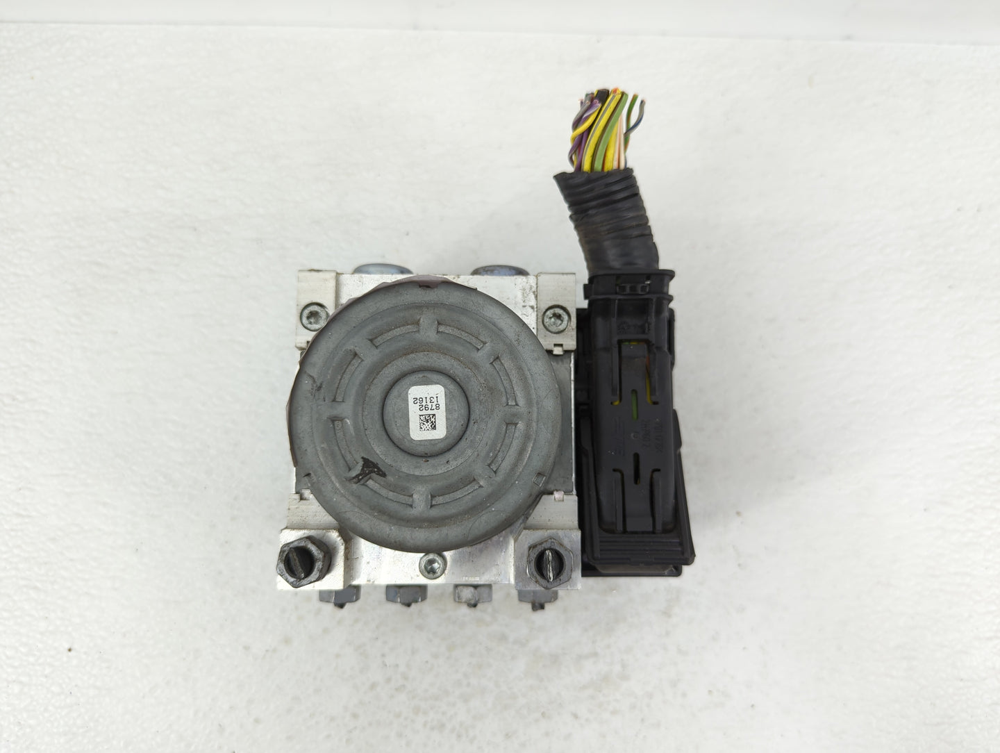 2017-2018 Ford Fusion ABS Pump Control Module Replacement P/N:HG9C-2B373-CG HG9C-2B373-CH, HG9C-2B373-AH Fits Fits 2017 2018