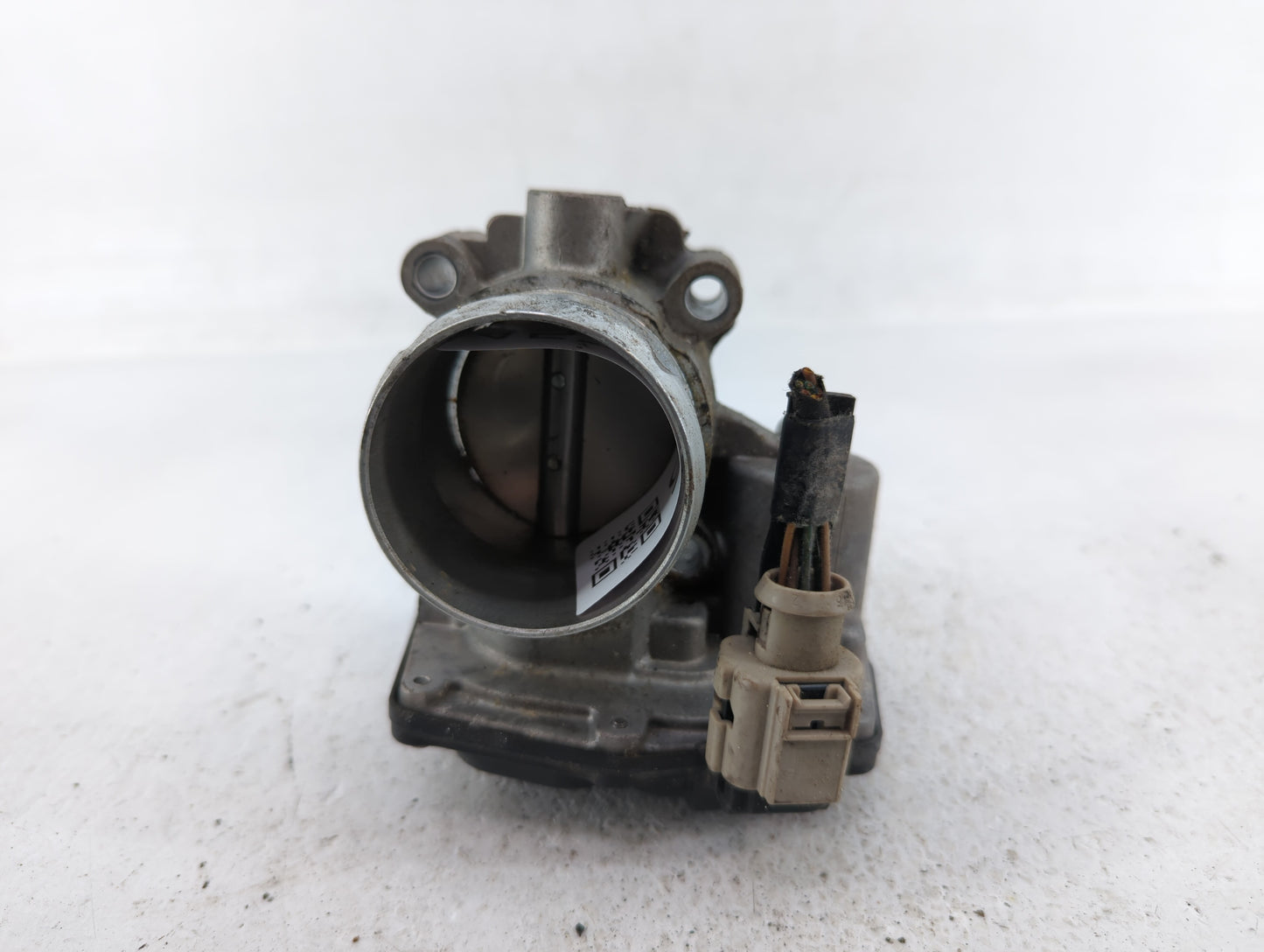 2014-2020 Ford Fusion Throttle Body P/N:DS7G-9F991-BB DS7G-9F991-CA Fits Fits 2014 2015 2016 2017 2018 2019 2020 OEM Used Au