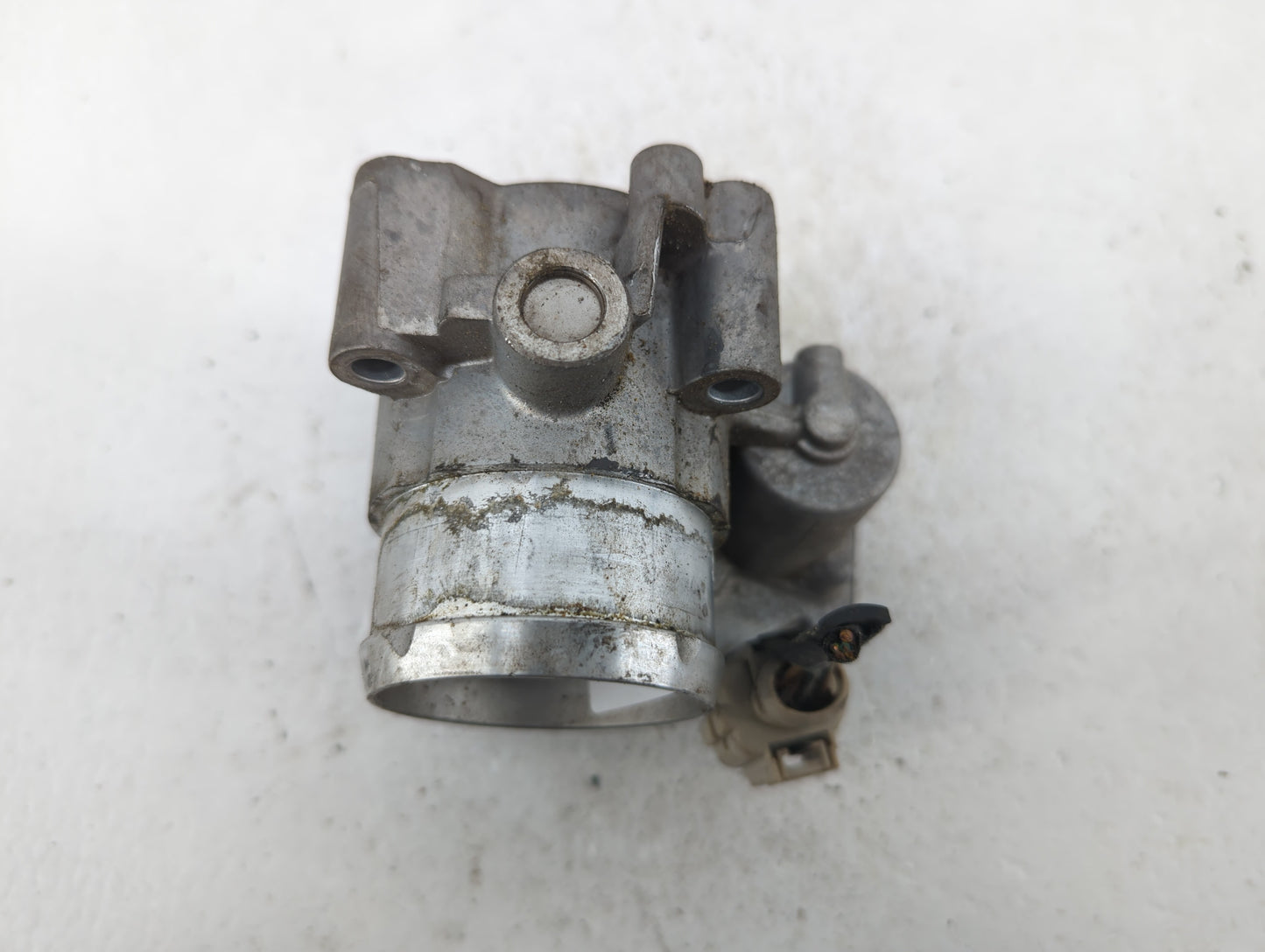 2014-2020 Ford Fusion Throttle Body P/N:DS7G-9F991-BB DS7G-9F991-CA Fits Fits 2014 2015 2016 2017 2018 2019 2020 OEM Used Au