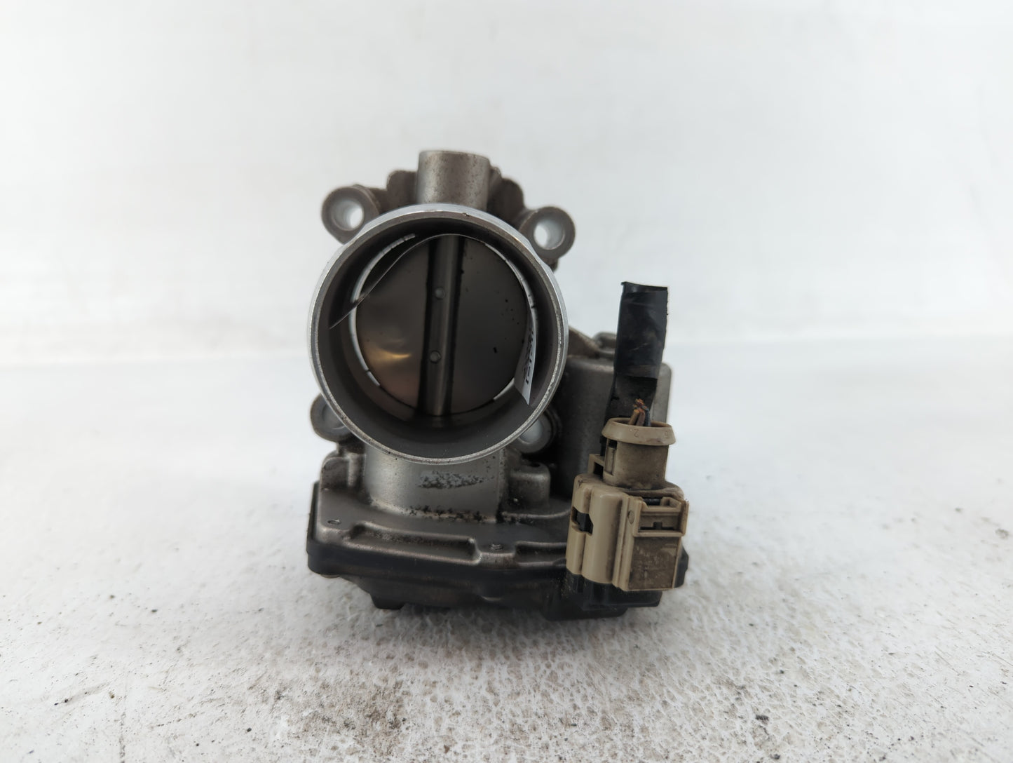2014-2020 Ford Fusion Throttle Body P/N:DS7G-9F991-BB DS7G-9F991-CA Fits Fits 2014 2015 2016 2017 2018 2019 2020 OEM Used Au
