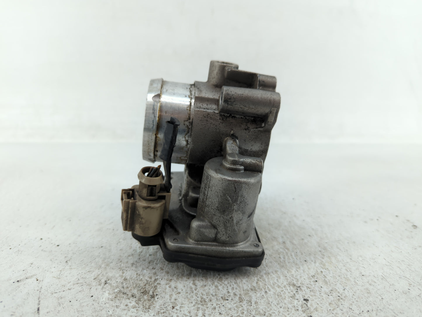 2014-2020 Ford Fusion Throttle Body P/N:DS7G-9F991-BB DS7G-9F991-CA Fits Fits 2014 2015 2016 2017 2018 2019 2020 OEM Used Au