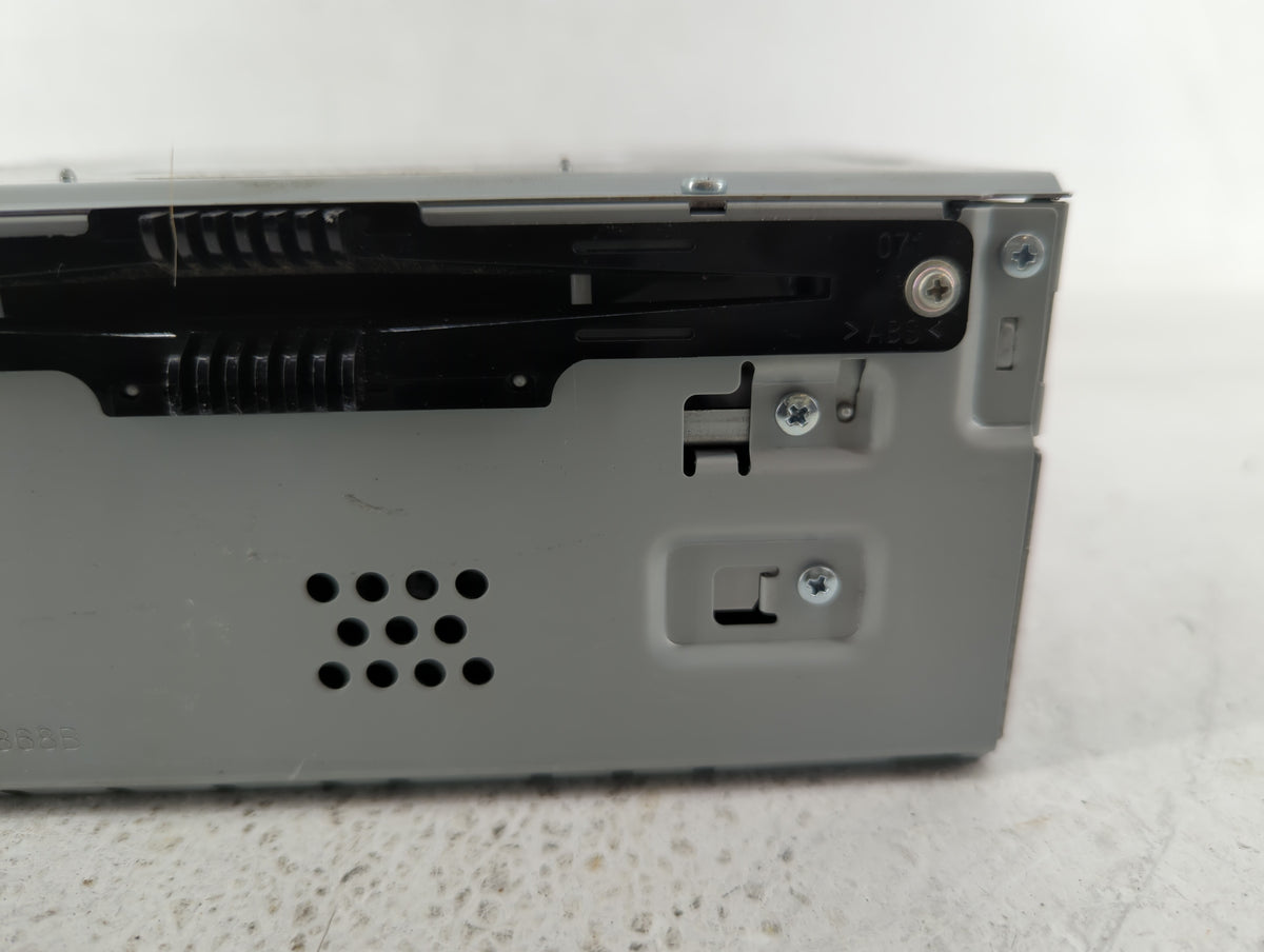 2017-2017 Ford Fusion Am Fm Cd Player Radio Receiver 458292 - Oemusedautoparts1.com
