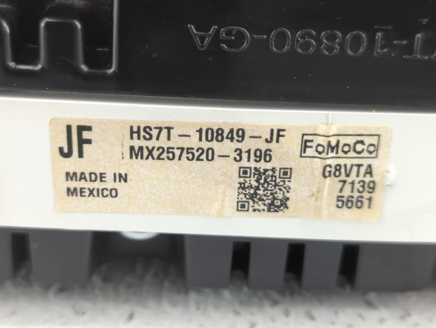 2017 Ford Fusion Instrument Cluster Speedometer Gauges P/N:HS7T-10849-JF HS7T-10849-GE, HS7T-10849-AG Fits OEM Used Auto Par