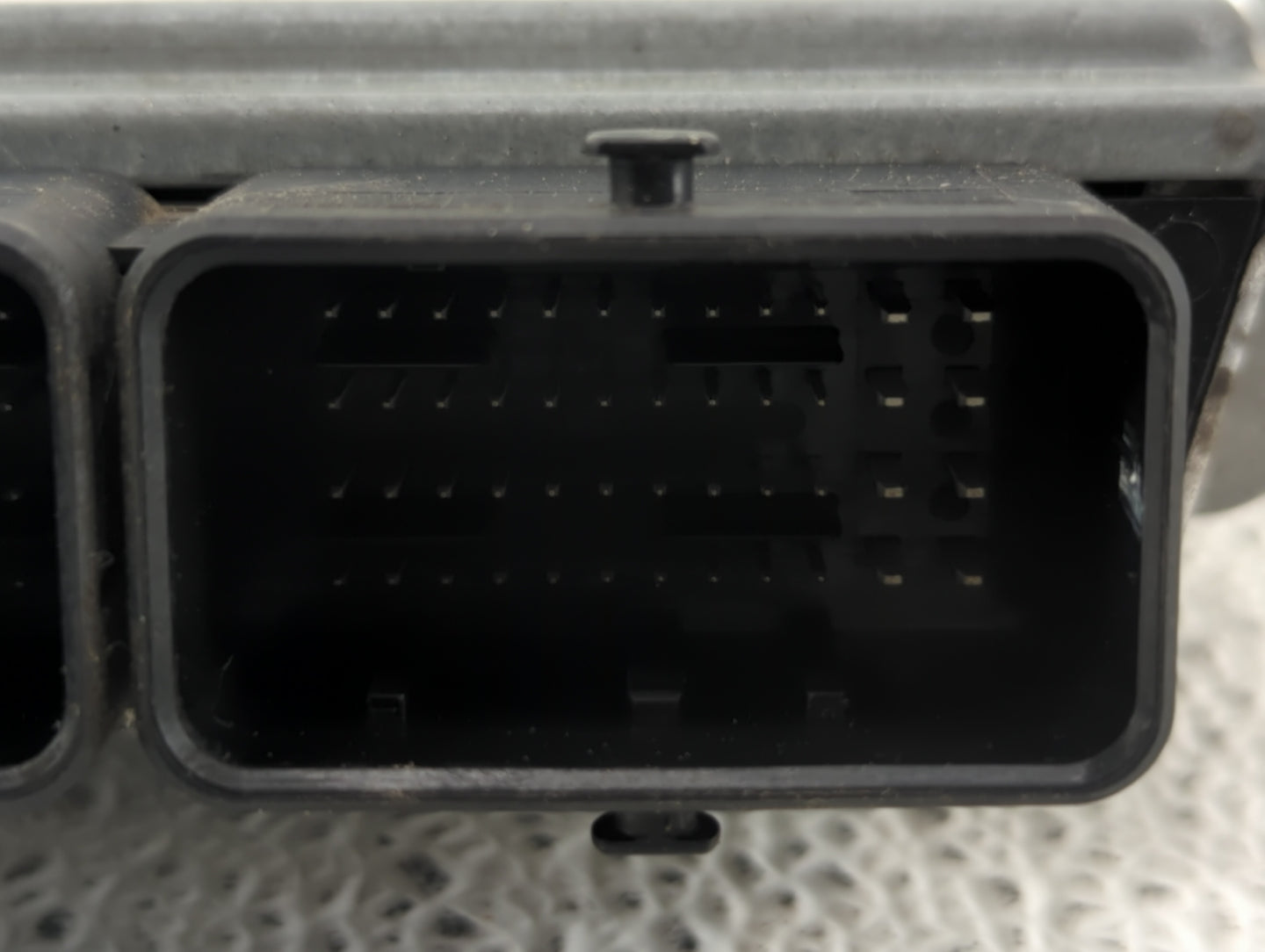 2017-2020 Ford Fusion PCM Engine Control Computer ECU ECM PCU OEM P/N:HS7A-12A650-TB HM5A-12A650-BB Fits OEM Used Auto Parts