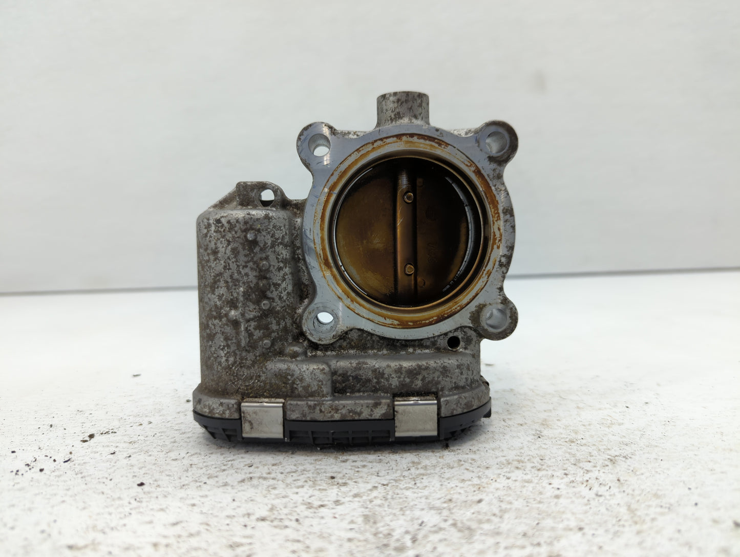 2014-2020 Ford Fusion Throttle Body P/N:DS7E-9F991-BB Fits Fits 2014 2015 2016 2017 2018 2019 2020 2021 2022 OEM Used Auto P