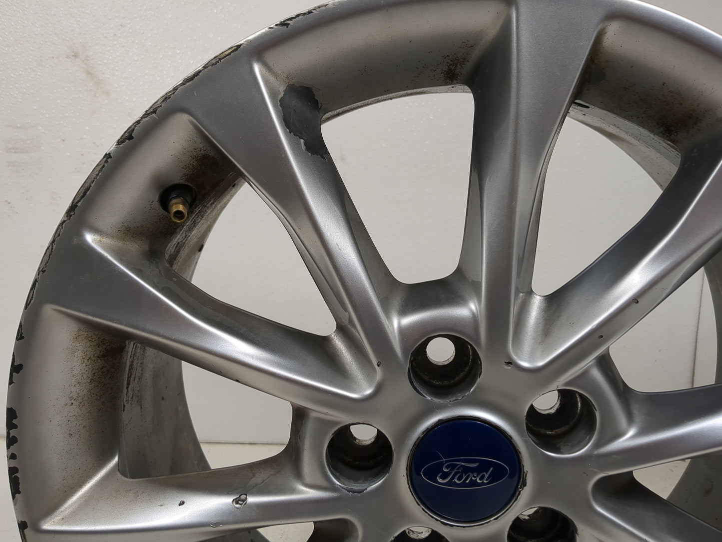 2017-2018 Ford Fusion Oem Wheel Rim - Oemusedautoparts1.com