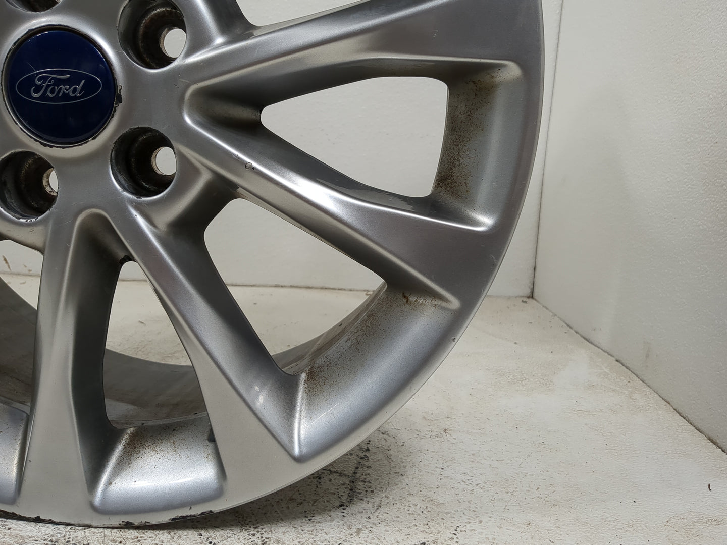 2017-2018 Ford Fusion Oem Wheel Rim - Oemusedautoparts1.com