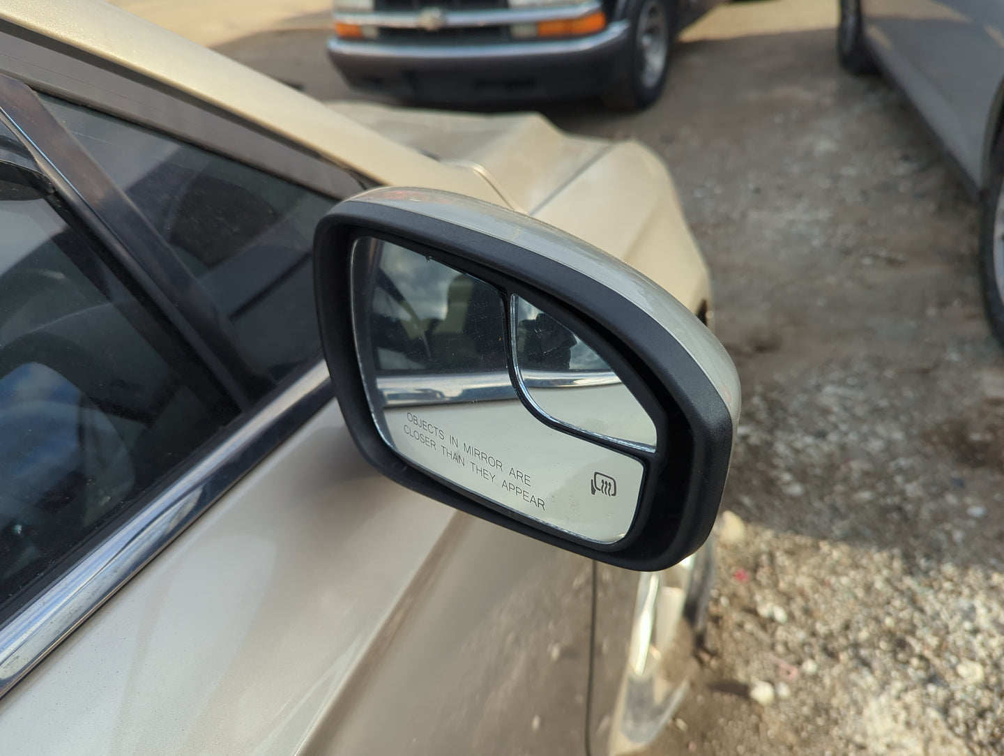 2016-2020 Ford Fusion Passenger Side View Mirror - Right Door Mirror OEM Used - Oemusedautoparts1.com