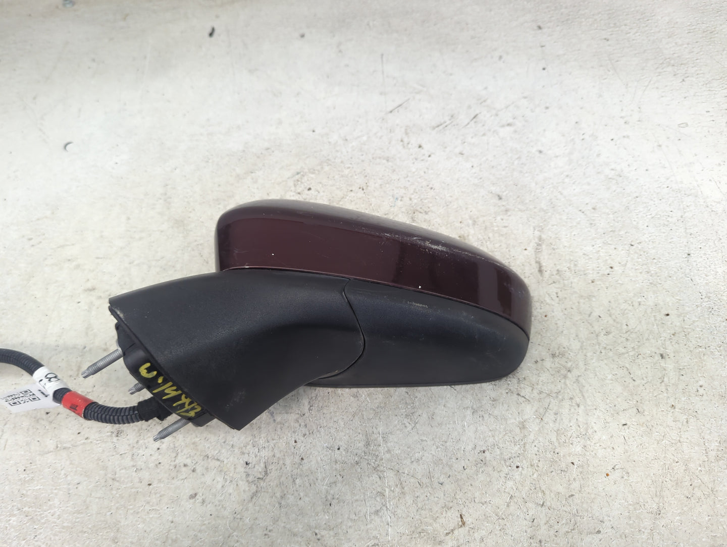 2016-2020 Ford Fusion Driver Side View Mirror - Left Door Mirror OEM Used - Oemusedautoparts1.com