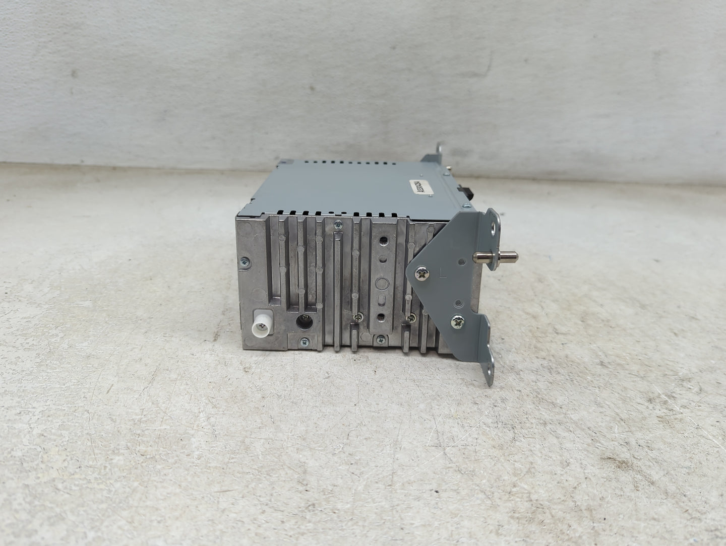 2017-2020 Ford Fusion Radio AM FM Cd Player Receiver Replacement P/N:HS7T-19C107-ZD Fits Fits 2017 2018 2019 2020 OEM Used A