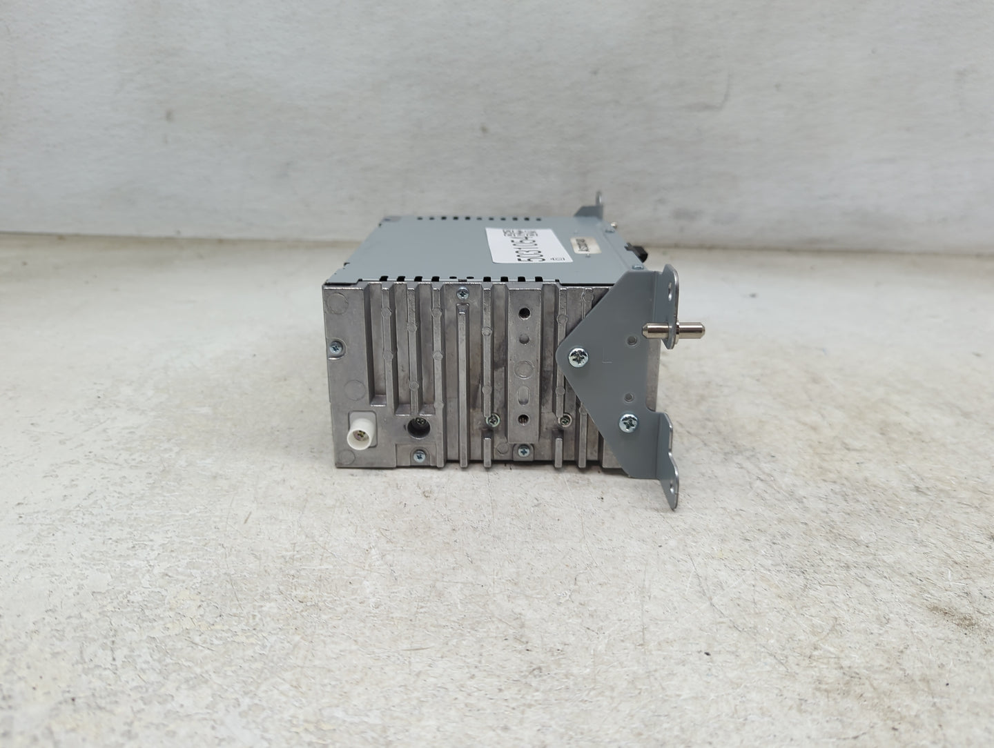 2017 Ford Fusion Radio AM FM Cd Player Receiver Replacement P/N:HS7T-19C107-ZA Fits OEM Used Auto Parts - Oemusedautoparts1.