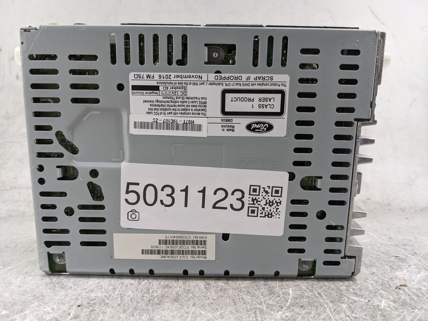 2017 Ford Fusion Radio AM FM Cd Player Receiver Replacement P/N:HS7T-19C107-ZC CQ-FJ25E4UMC Fits OEM Used Auto Parts - Oemus