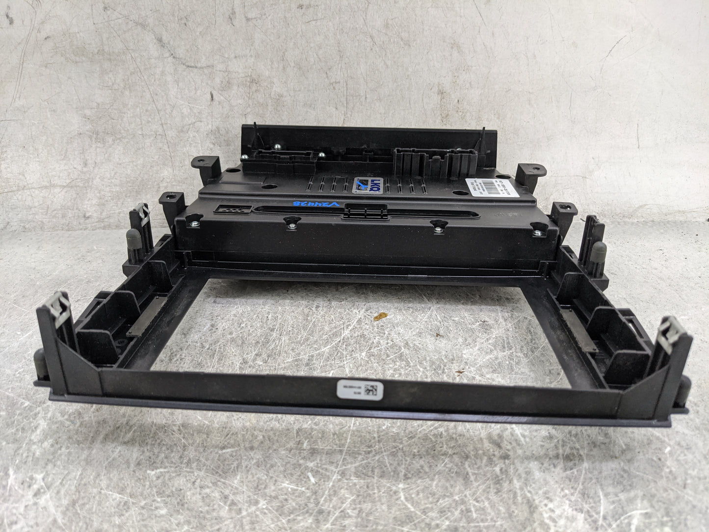 2017-2020 Ford Fusion Radio Control Panel 5031171 - Oemusedautoparts1.com