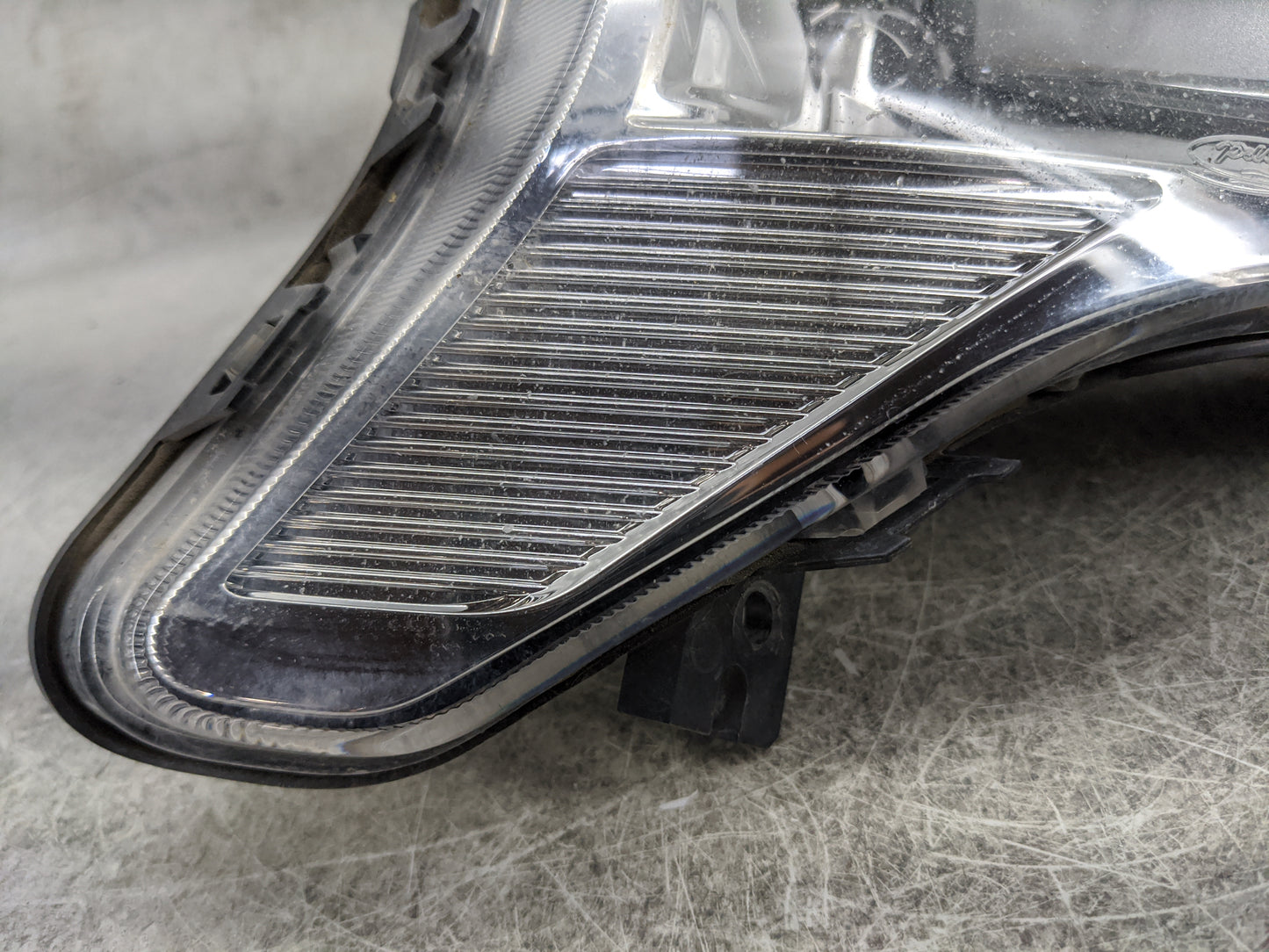 2017 Ford Fusion Driver Left Oem Fog Light Lamp - Oemusedautoparts1.com